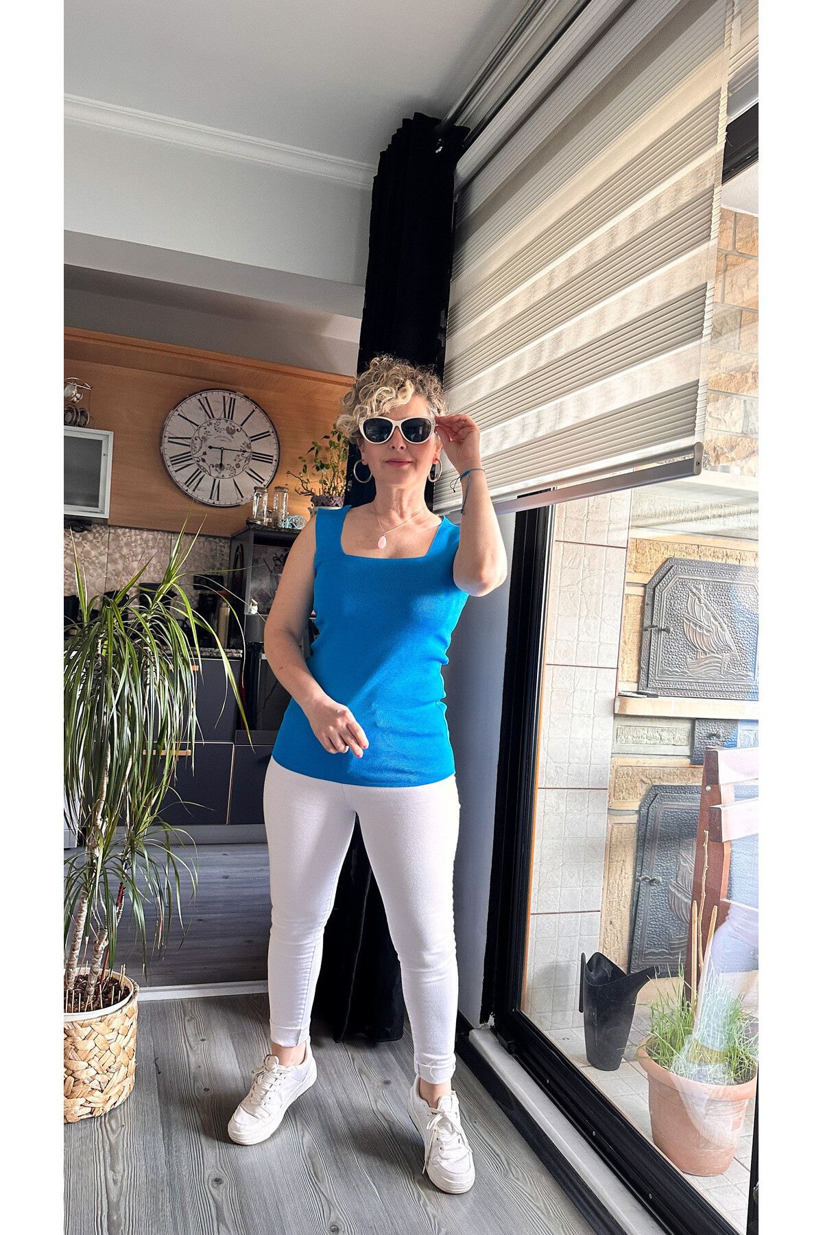 Esline Çivit Mavi Kare Yaka Dört Mevsim Triko Atlet