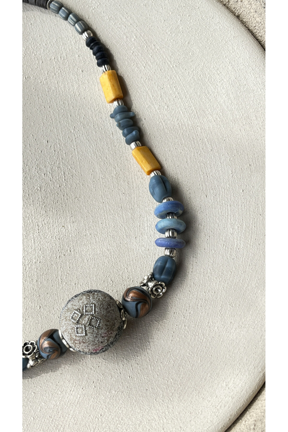 Clips Doğal Taş Etnik Kolye