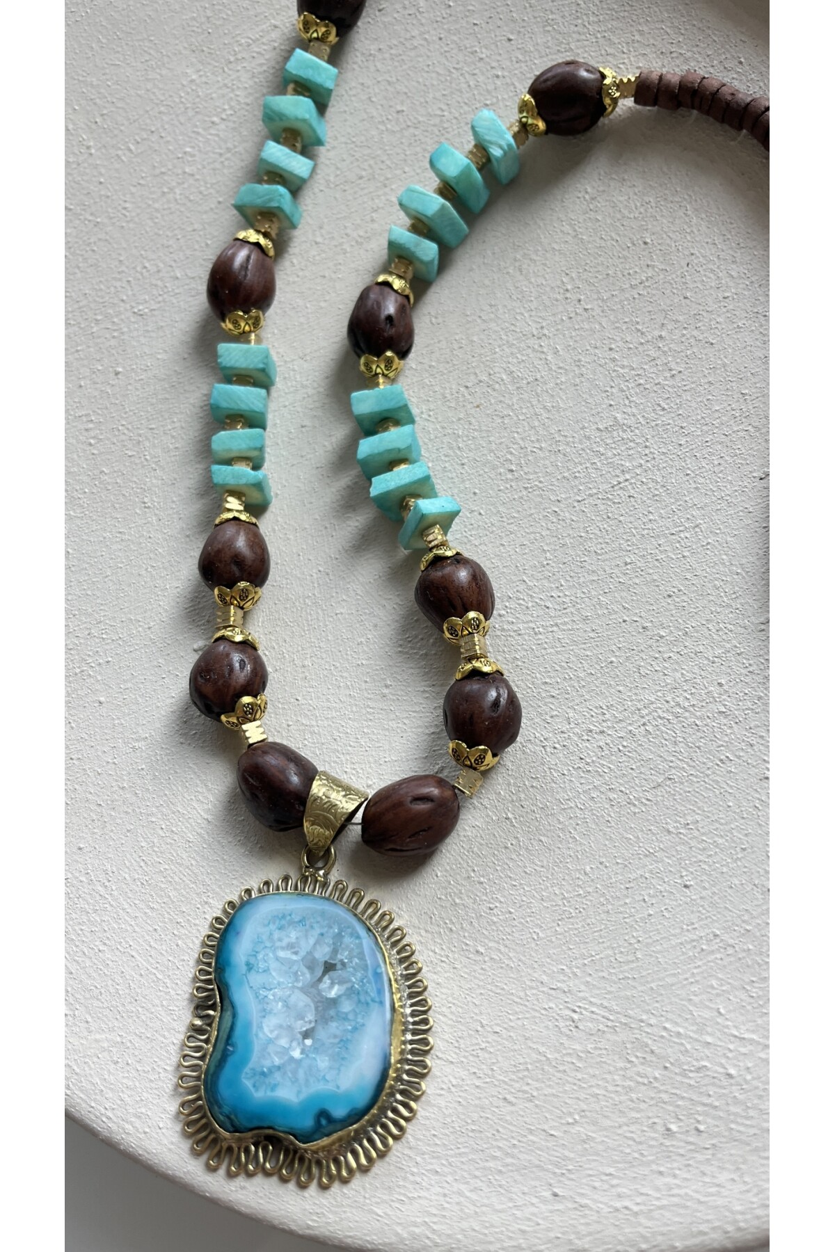 Diva Akik Doğal Taş Kolye