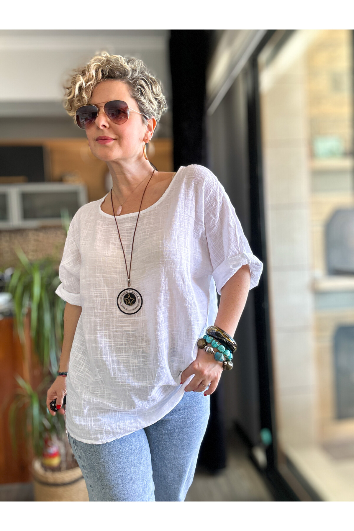 Fezza İthal Kolyeli Tasarım Bluz Beyaz