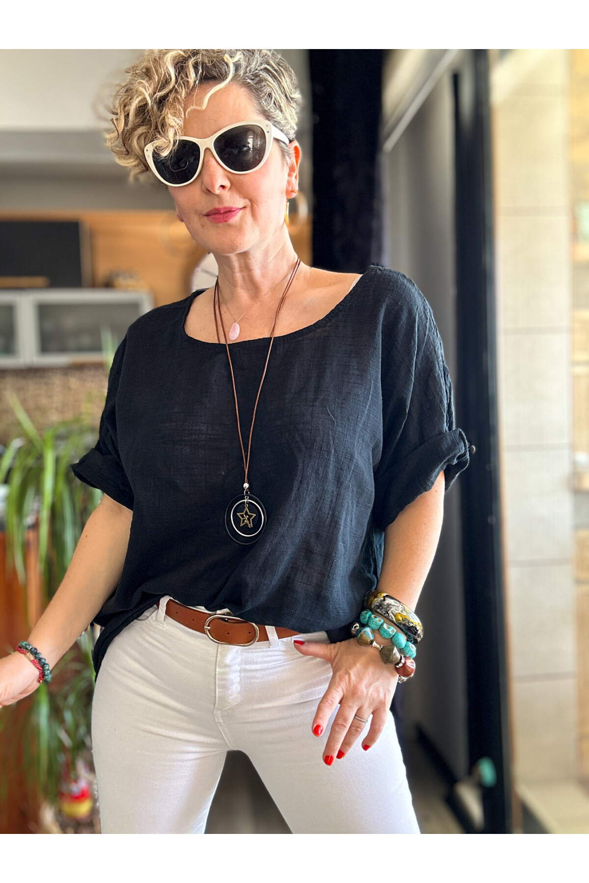 Fezza İthal Kolyeli Tasarım Bluz Siyah