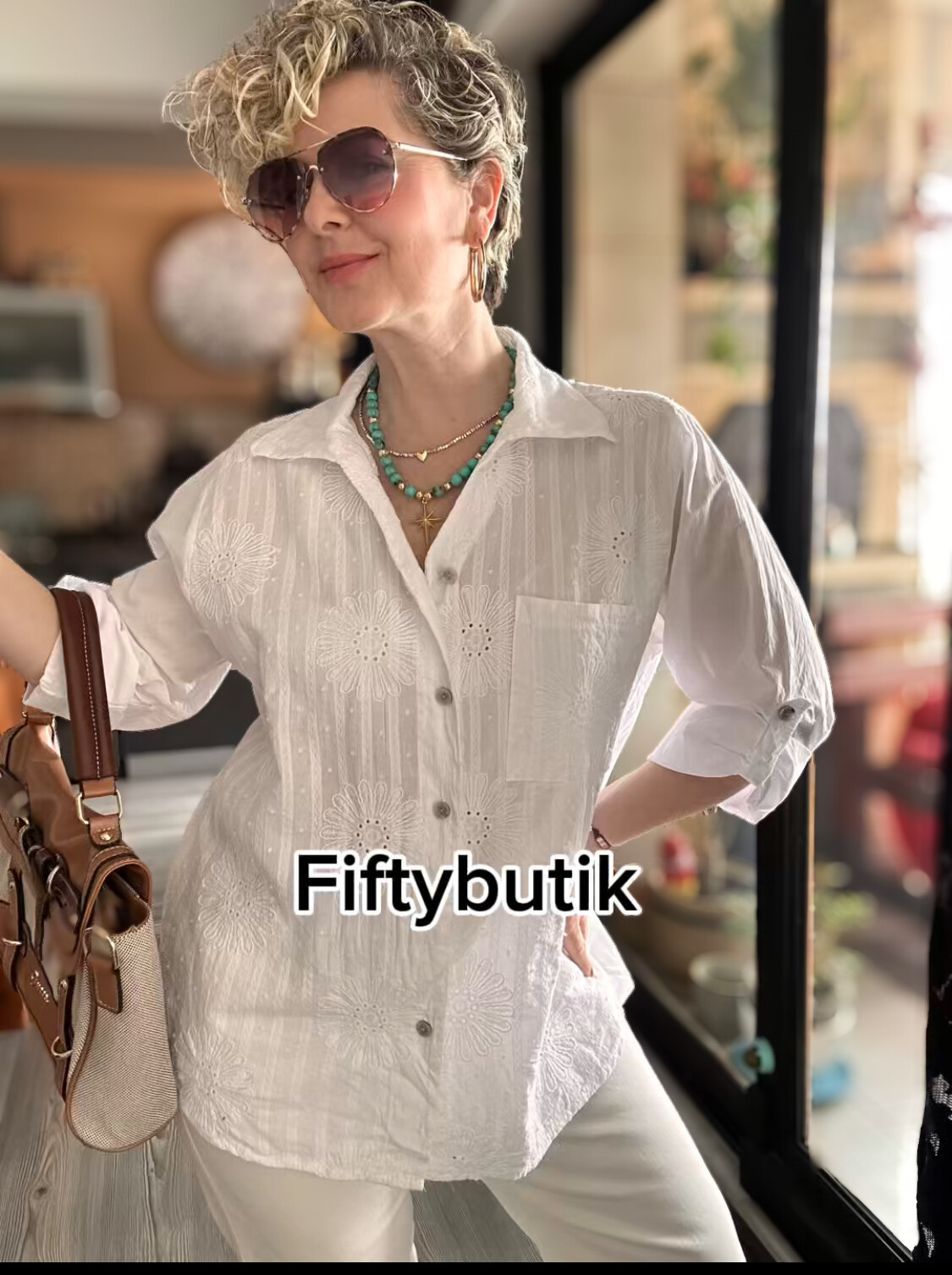 Gesso İtalyan Çiçek Fisto Detay Gömlek Beyaz