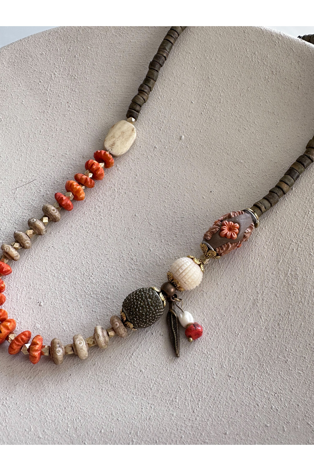 Lokki Doğal Taş Etnik Kolye