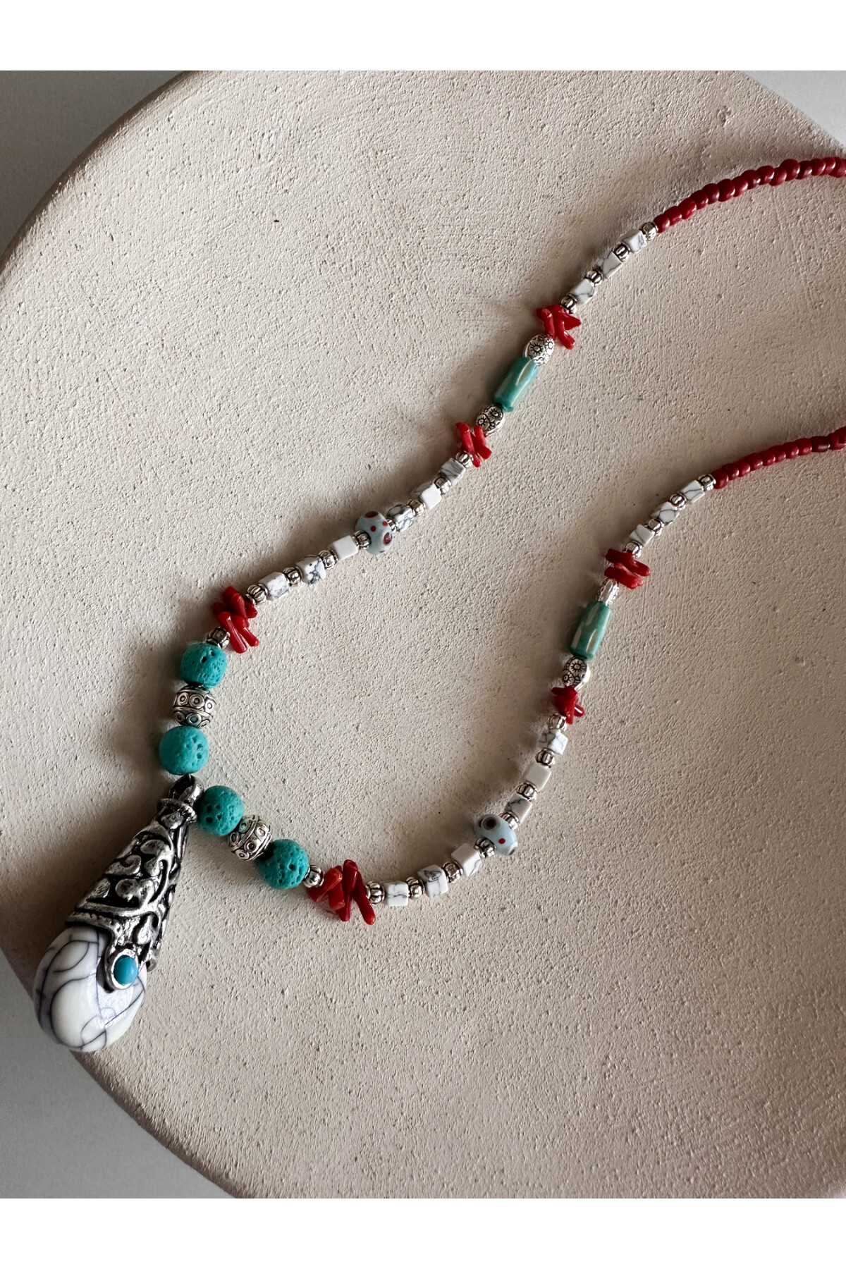 Lush Doğal Taş Etnik Kolye