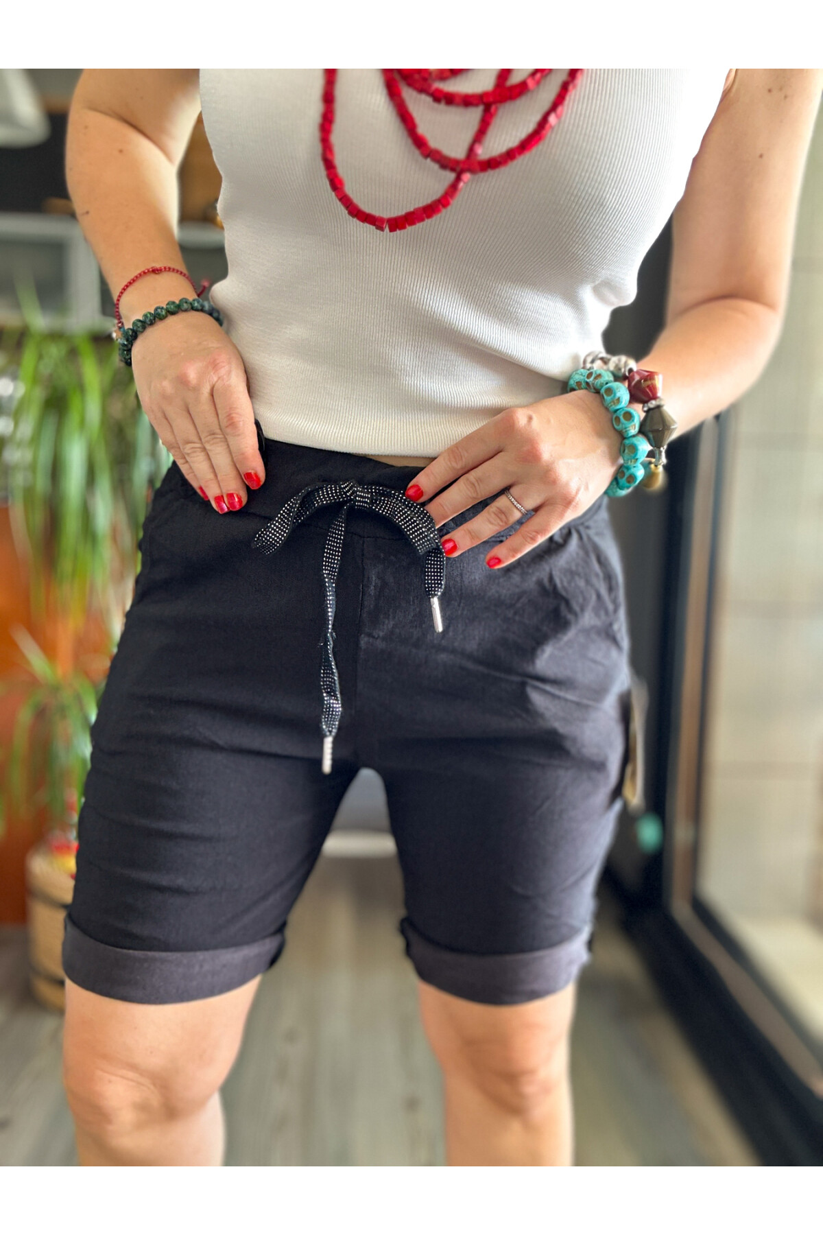 Menton  İtalyan Stil Likralı Şort Siyah