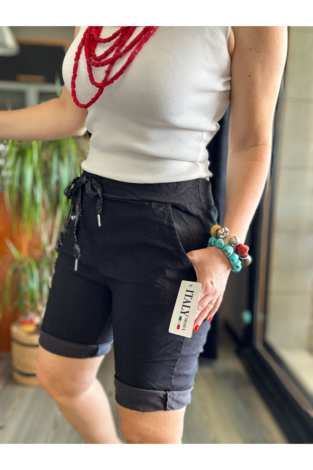 Menton  İtalyan Stil Likralı Şort Siyah