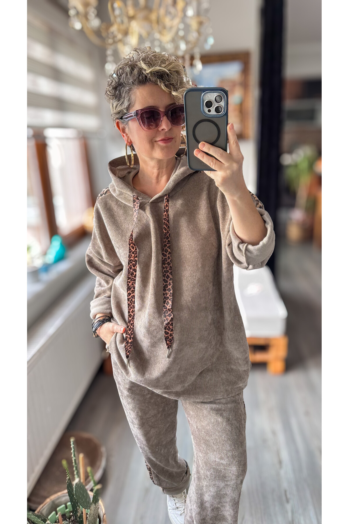 Muffin İtalyan Şönil Leopar Detay Takım Vizon