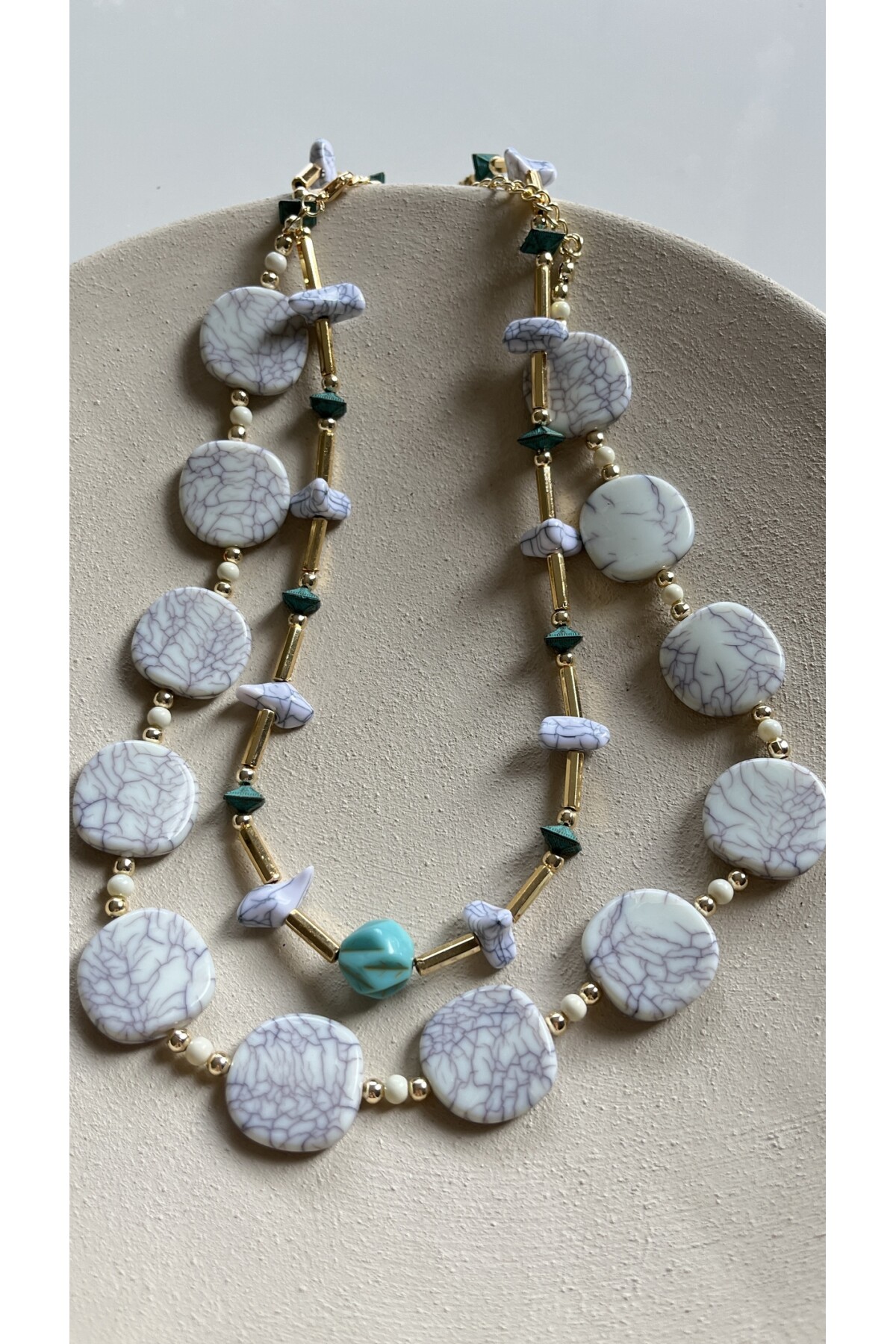 Napsu Akrilik İkili Kolye