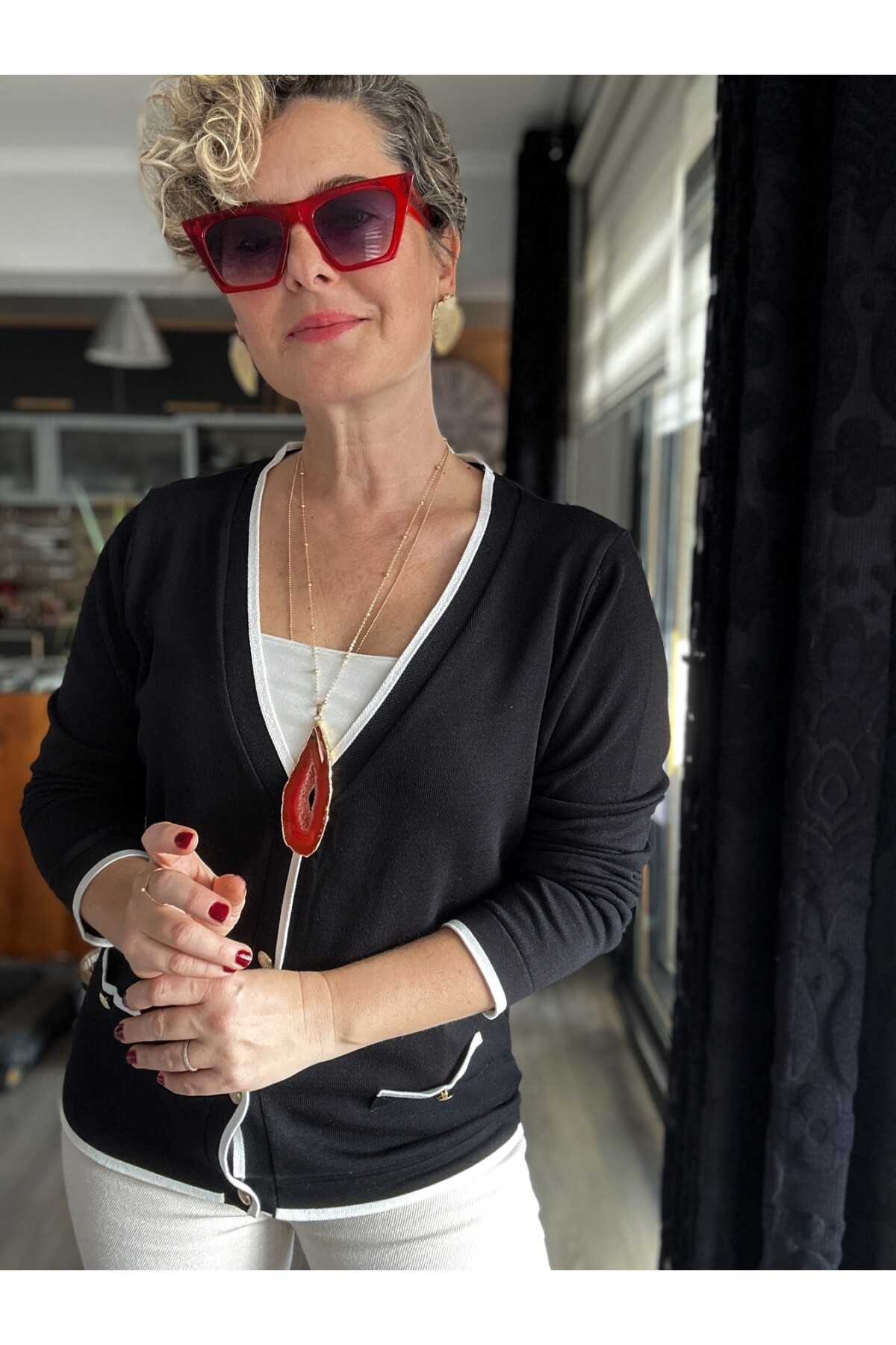 Nuty Marka Model Tasarım Hırka Siyah