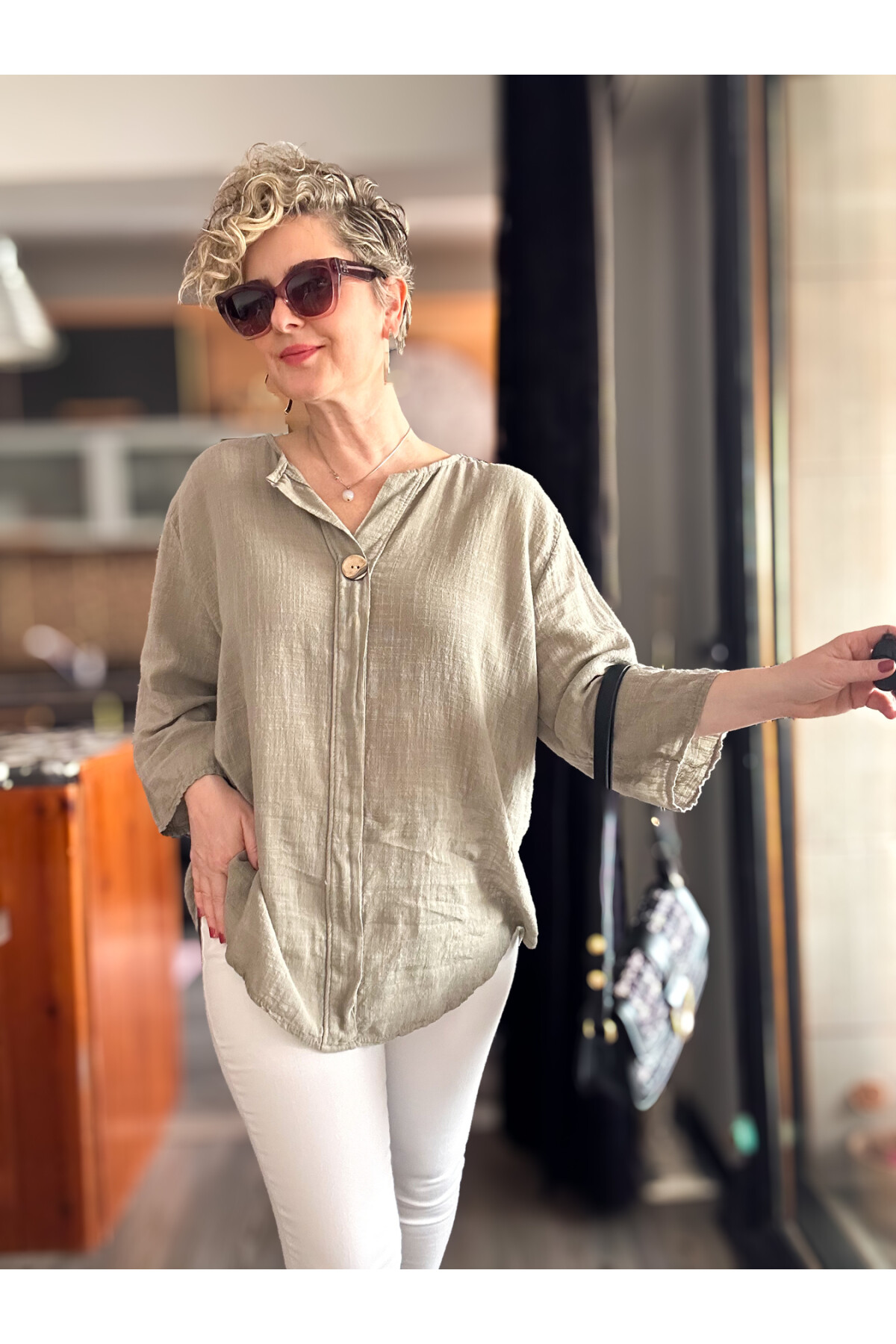 Peppino İtalyan Tahta Düğme Detay Bluz Vizon