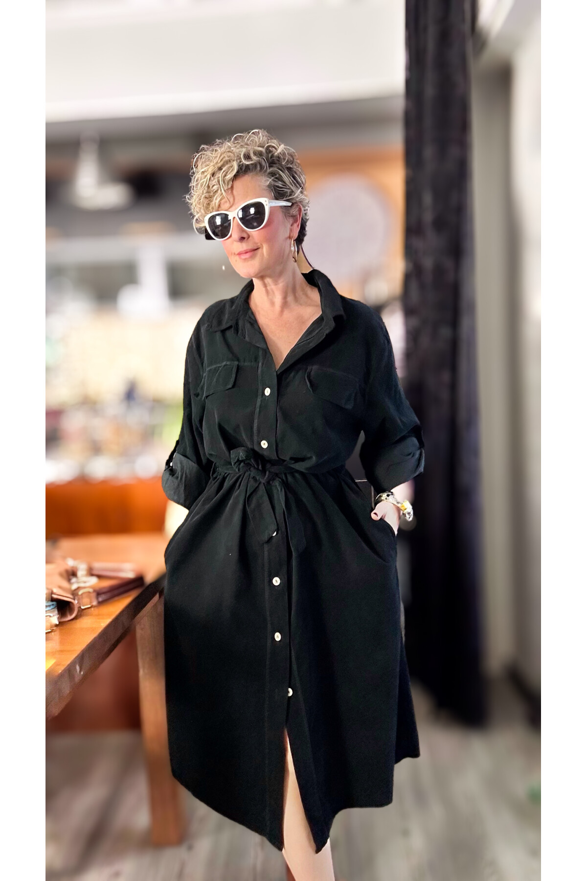 Savi İtalyan Gömlek Yaka İnce Fitil Kadife Elbise Siyah