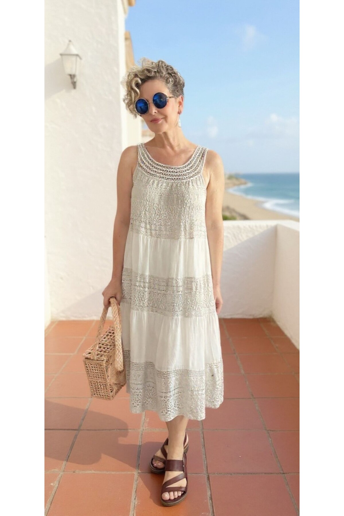 Azur İtalyan Dantel Detay Elbise Beige