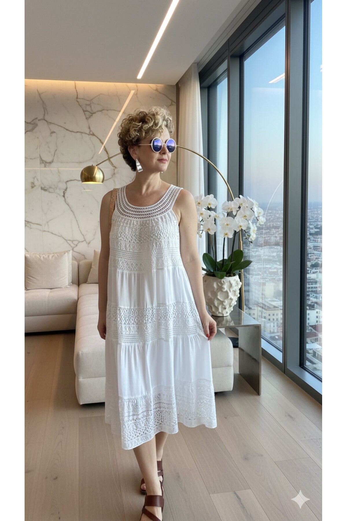 Azur İtalyan Dantel Detay Elbise Beyaz
