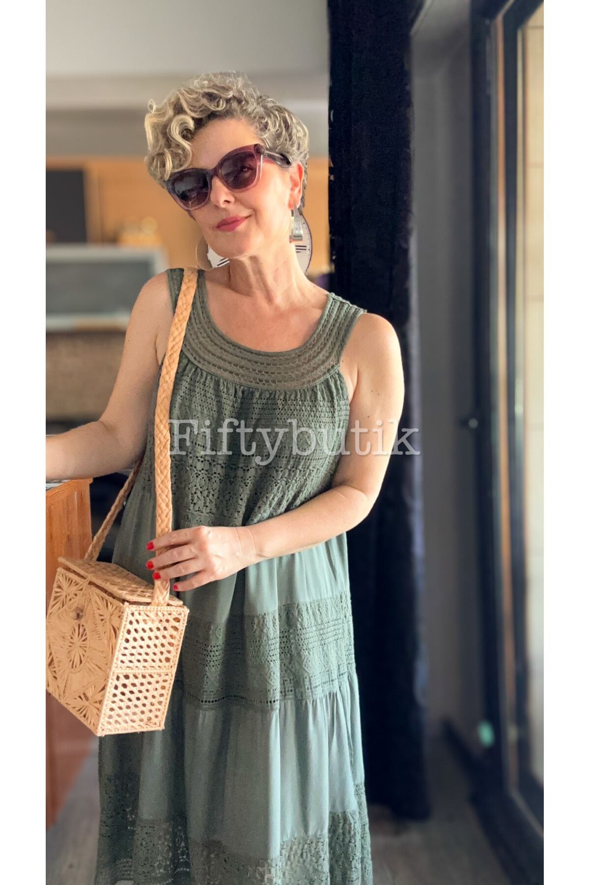 Azur İtalyan Dantel Detay Elbise Haki Yeşil