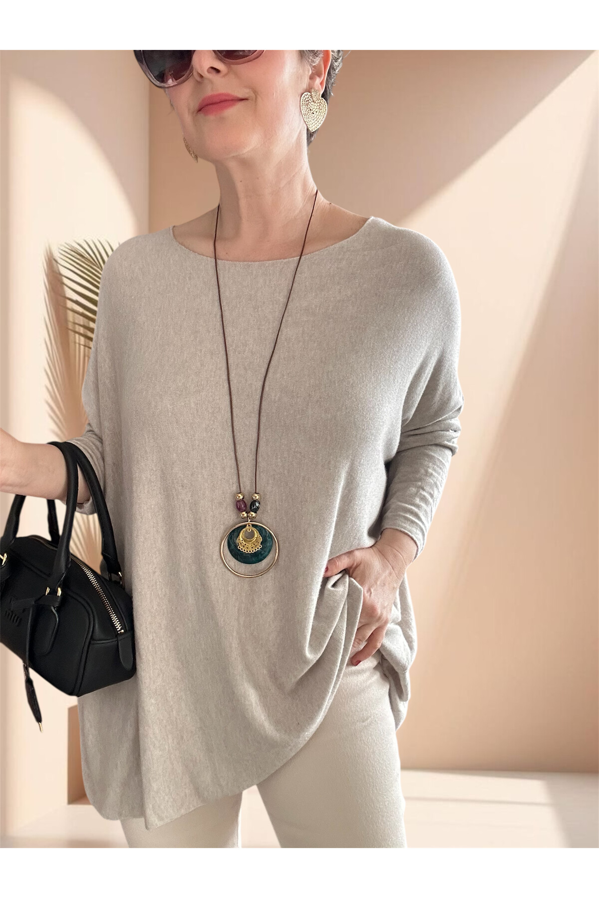 Botte İthal Kolyeli Salaş Triko Bluz Beige