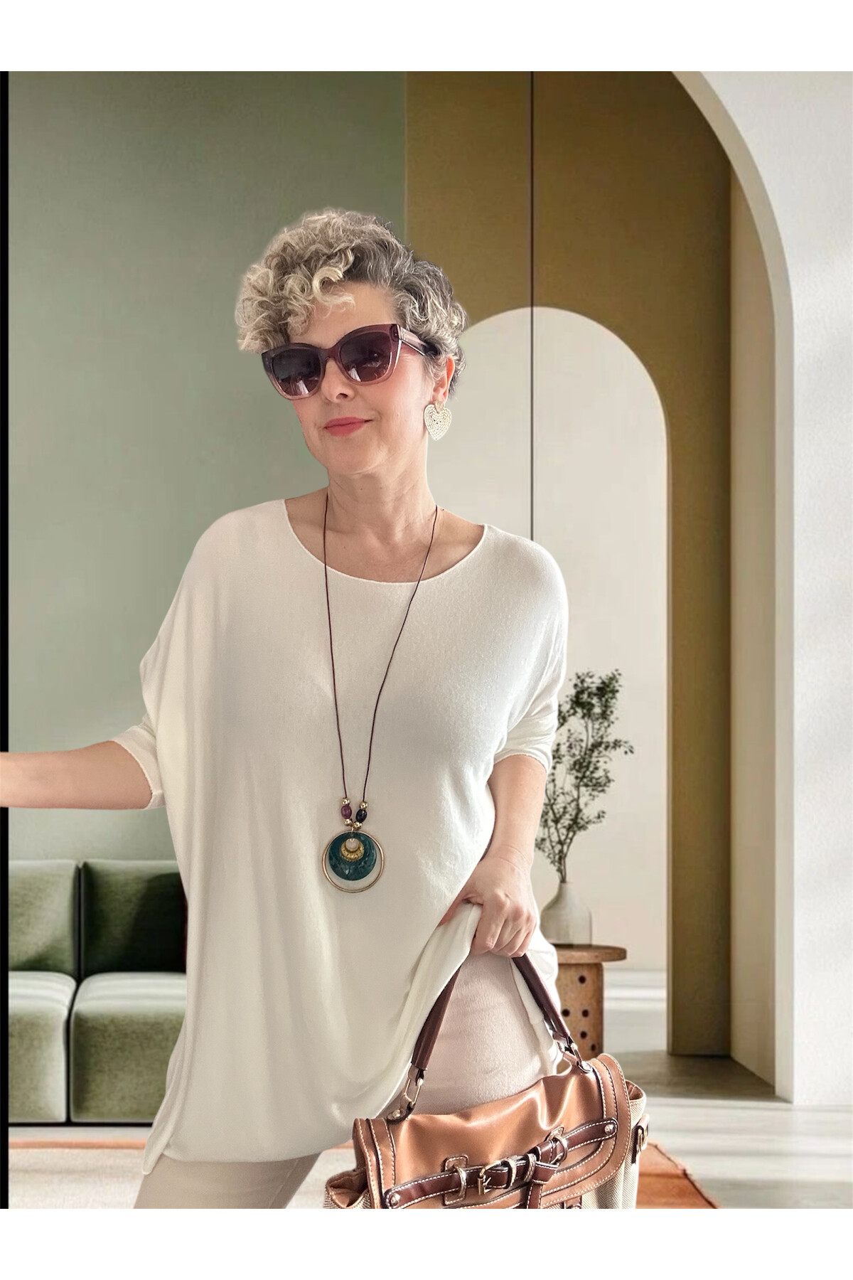 Botte İthal Kolyeli Salaş Triko Bluz White