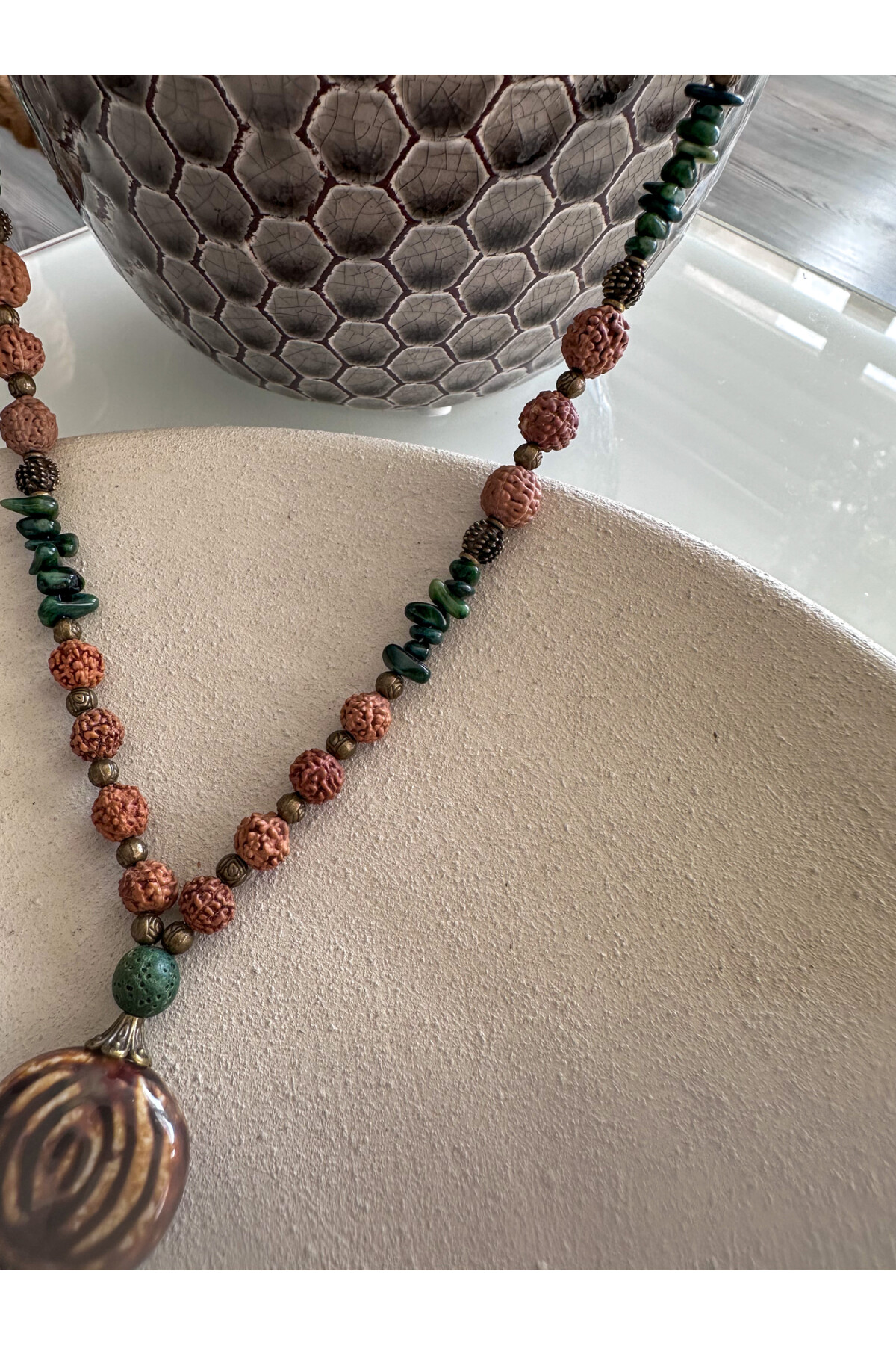 Carves  Doğal Taş Etnik Kolye