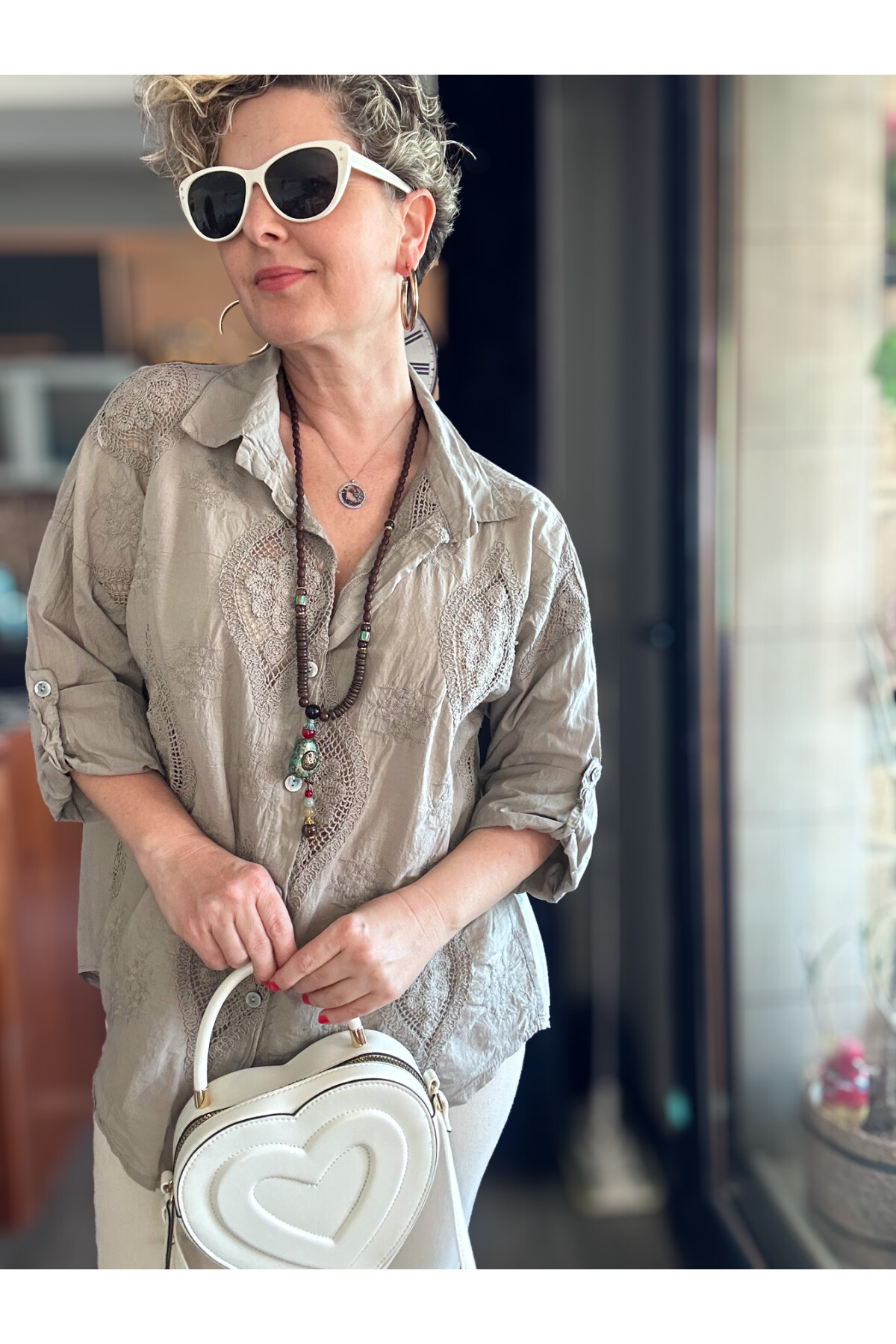 Disse İtalyan Fisto Oval Çiçek Desen Gömlek Vizon