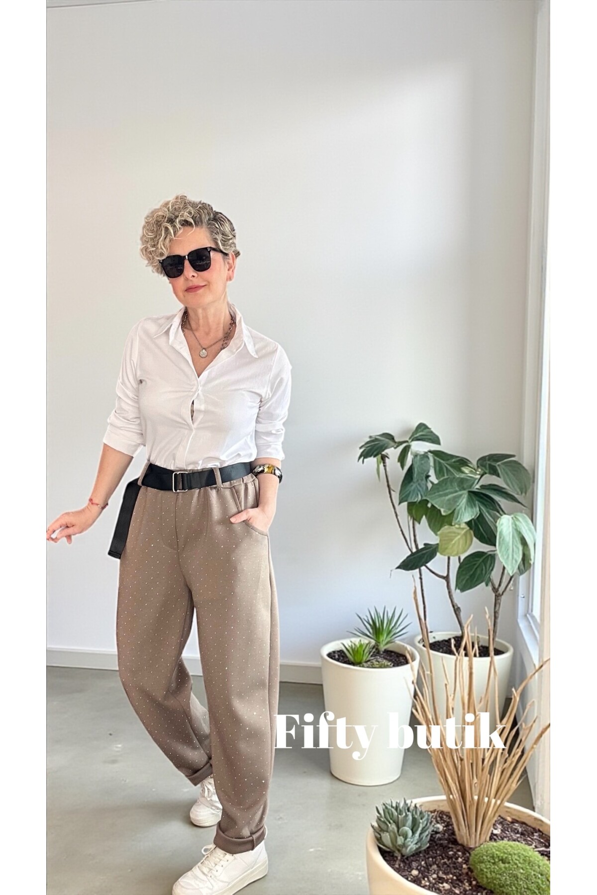 Effos İtalyan Taşlı Kemerli Pantolon Vizon