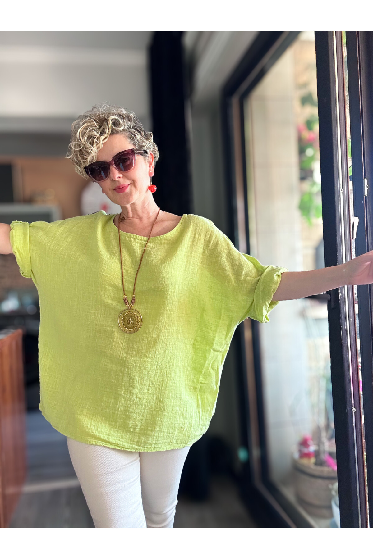 Fezza İthal Kolyeli Tasarım Bluz Fıstık Yeşil