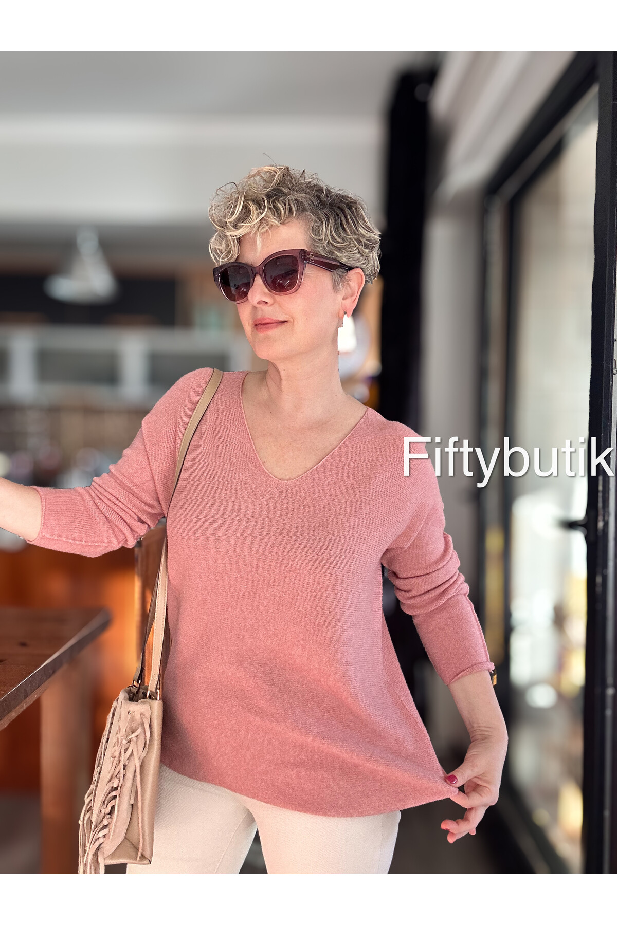 Fikka İtalyan V Yaka Angora Oval Triko Pudra