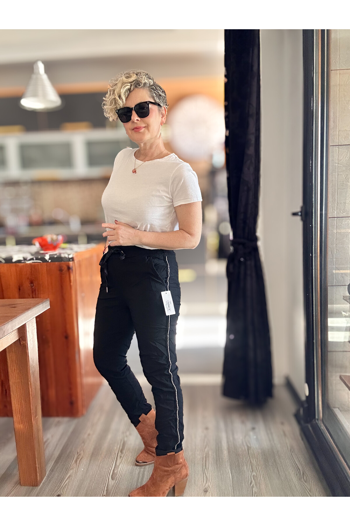 Lecce İtalyan Sihirli İnce Taş Şerit Detay Pantalon Siyah