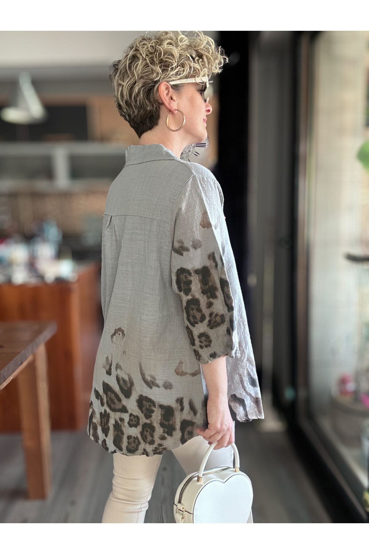 Lenna Leopar Desen Tasarım Gömlek Bluz Açık Gri