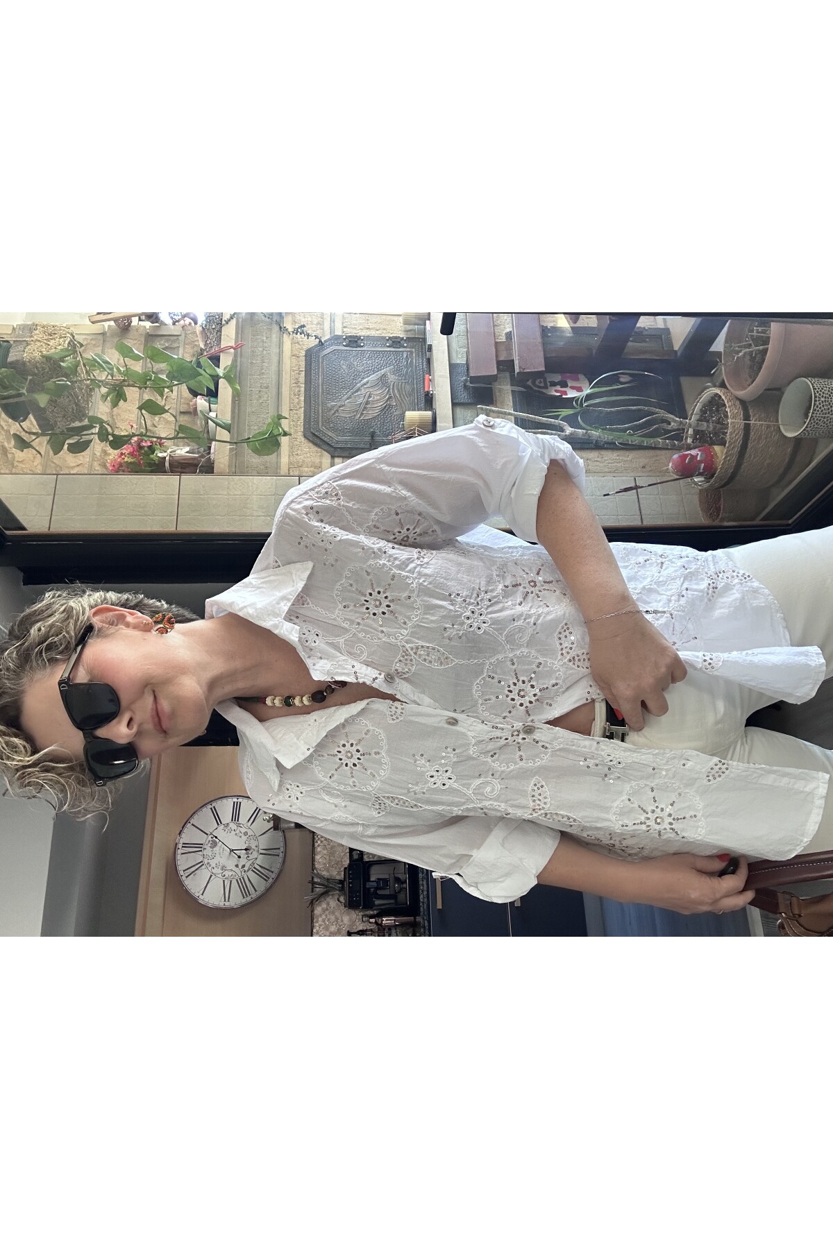 Melly İtalyan Fisto Pul Detay Gömlek Beyaz