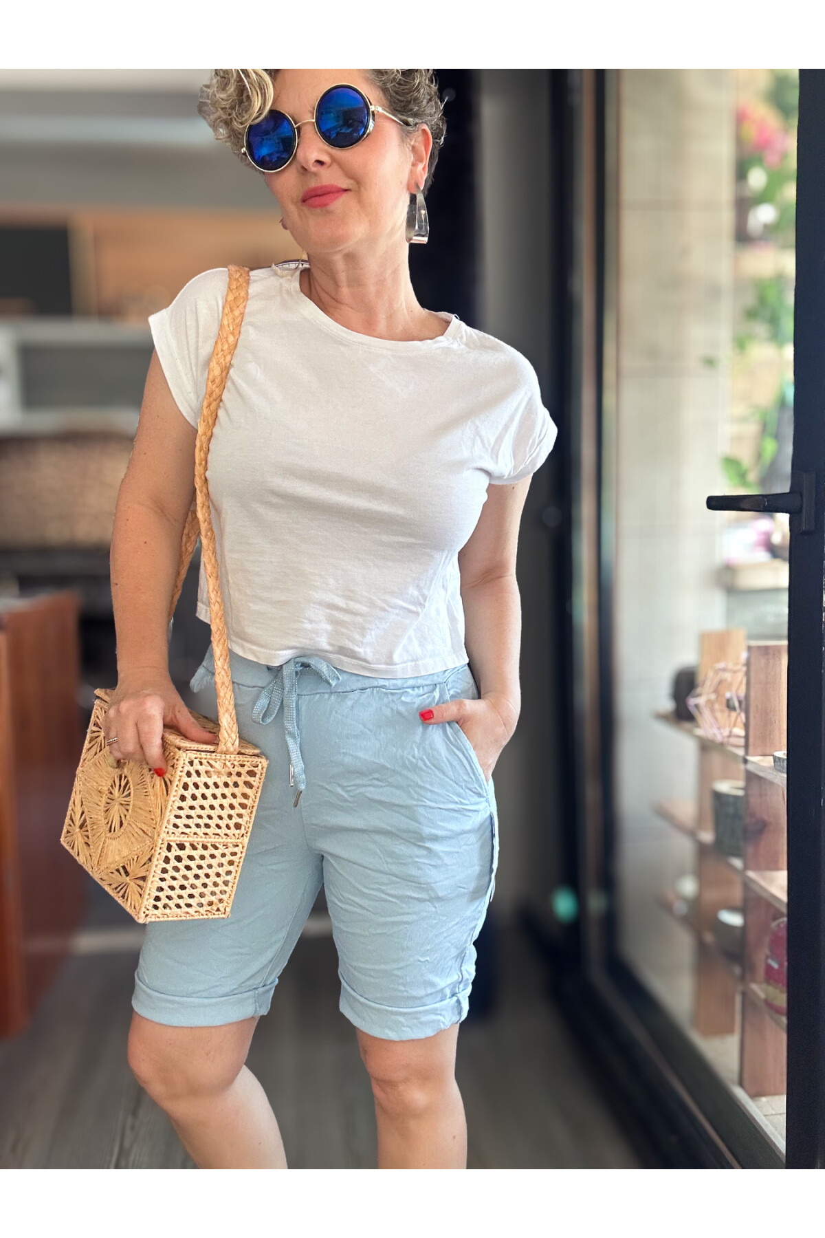 Menton  İtalyan Stil Likralı Şort Açık Mavi