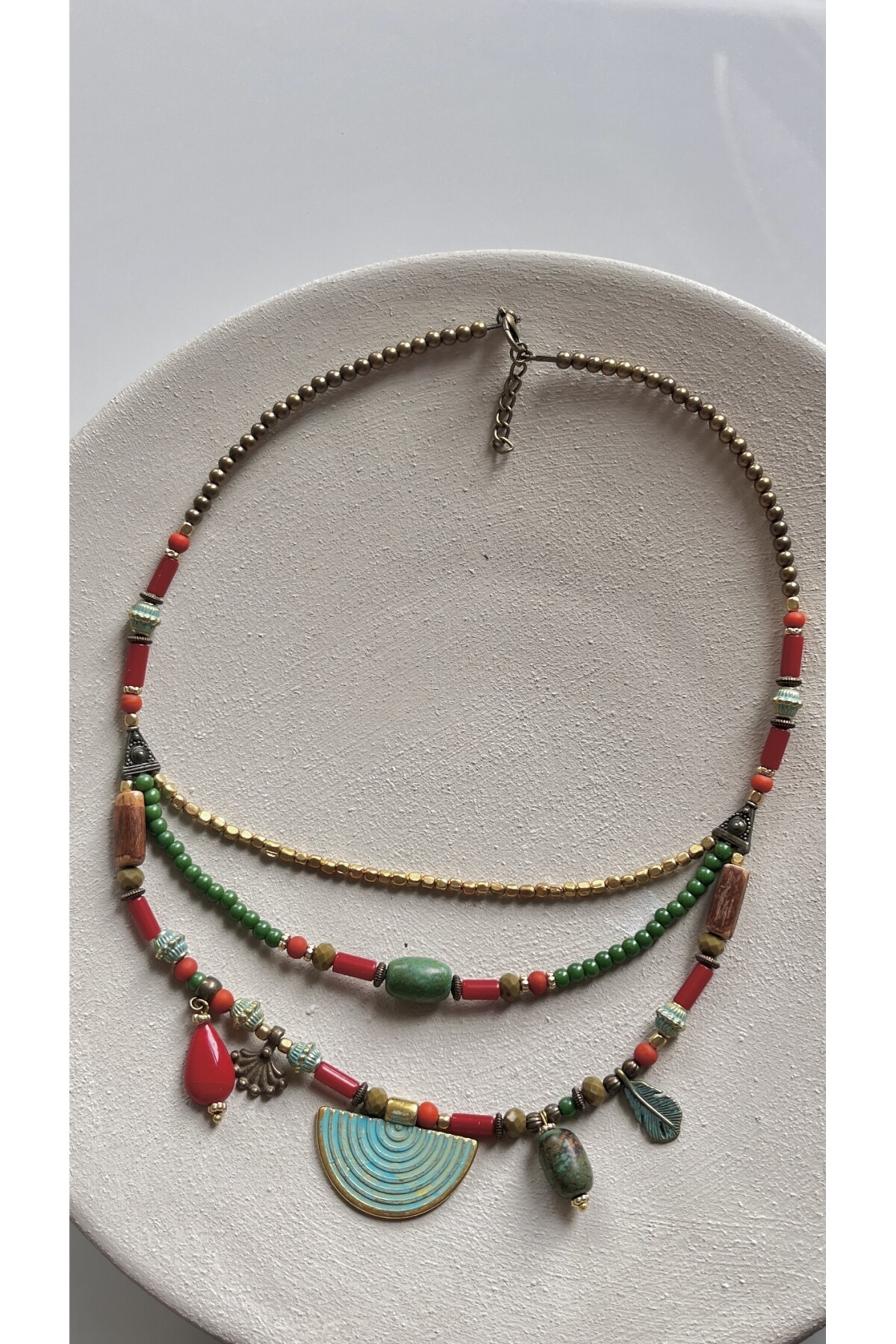 Nira Pirinç Cam Etnik Kolye