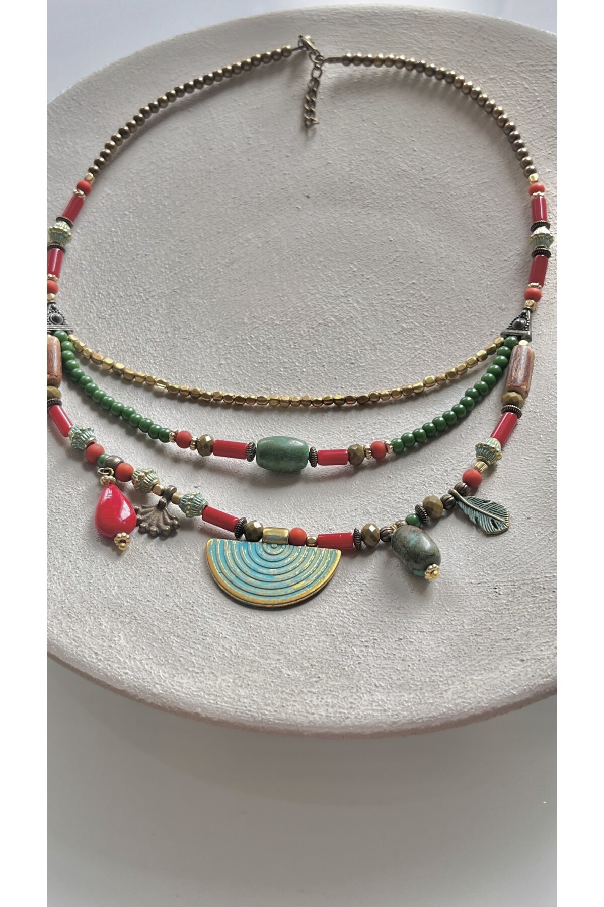 Nira Pirinç Cam Etnik Kolye