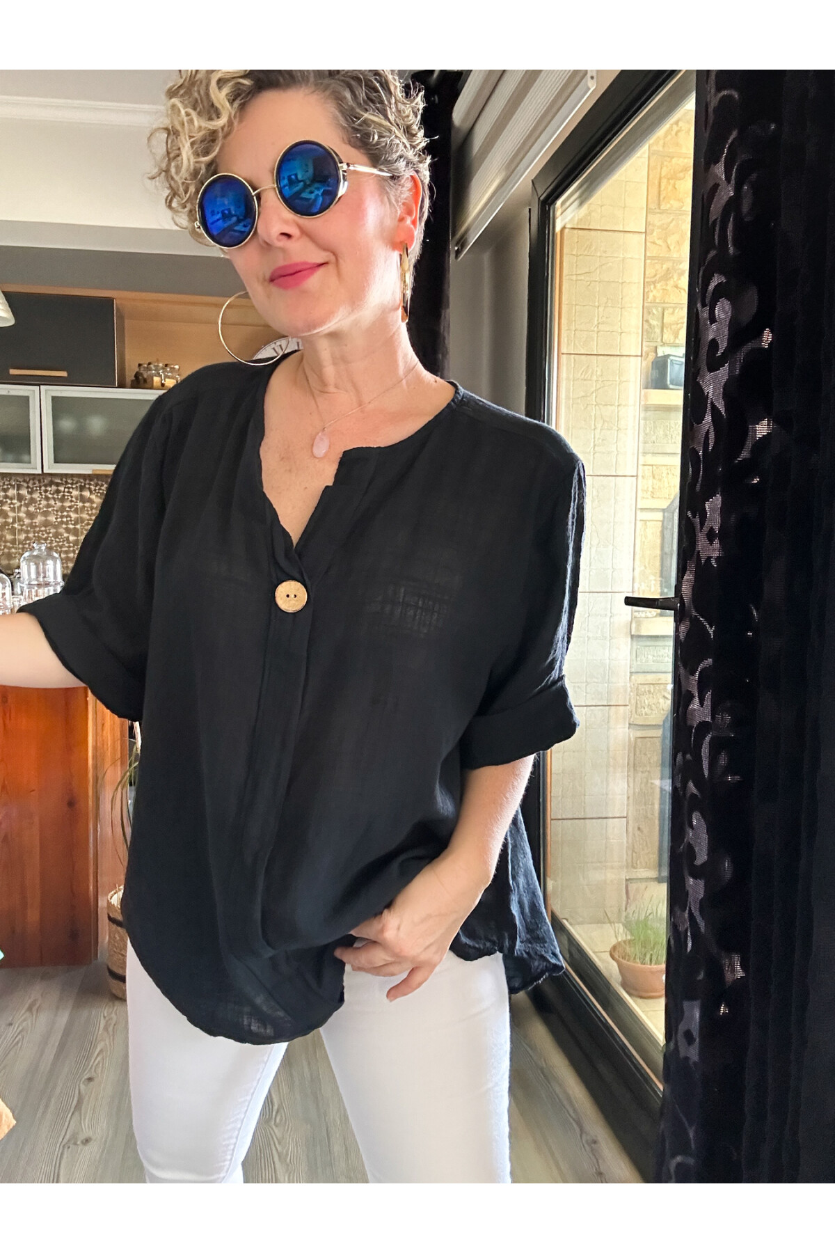 Peppino İtalyan Tahta Düğme Detay Bluz Siyah