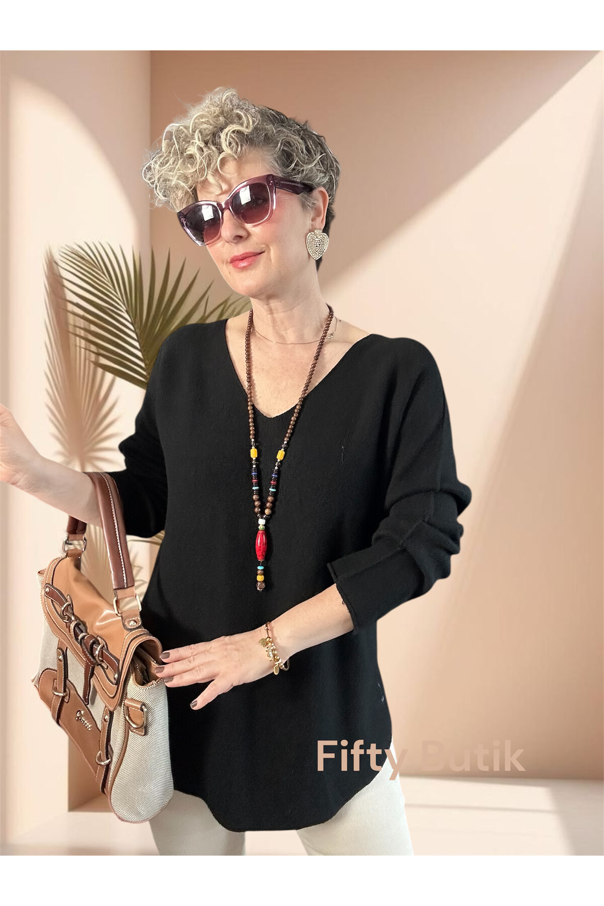 Piatti İtalyan V Yaka Yumoş Oval Triko Siyah