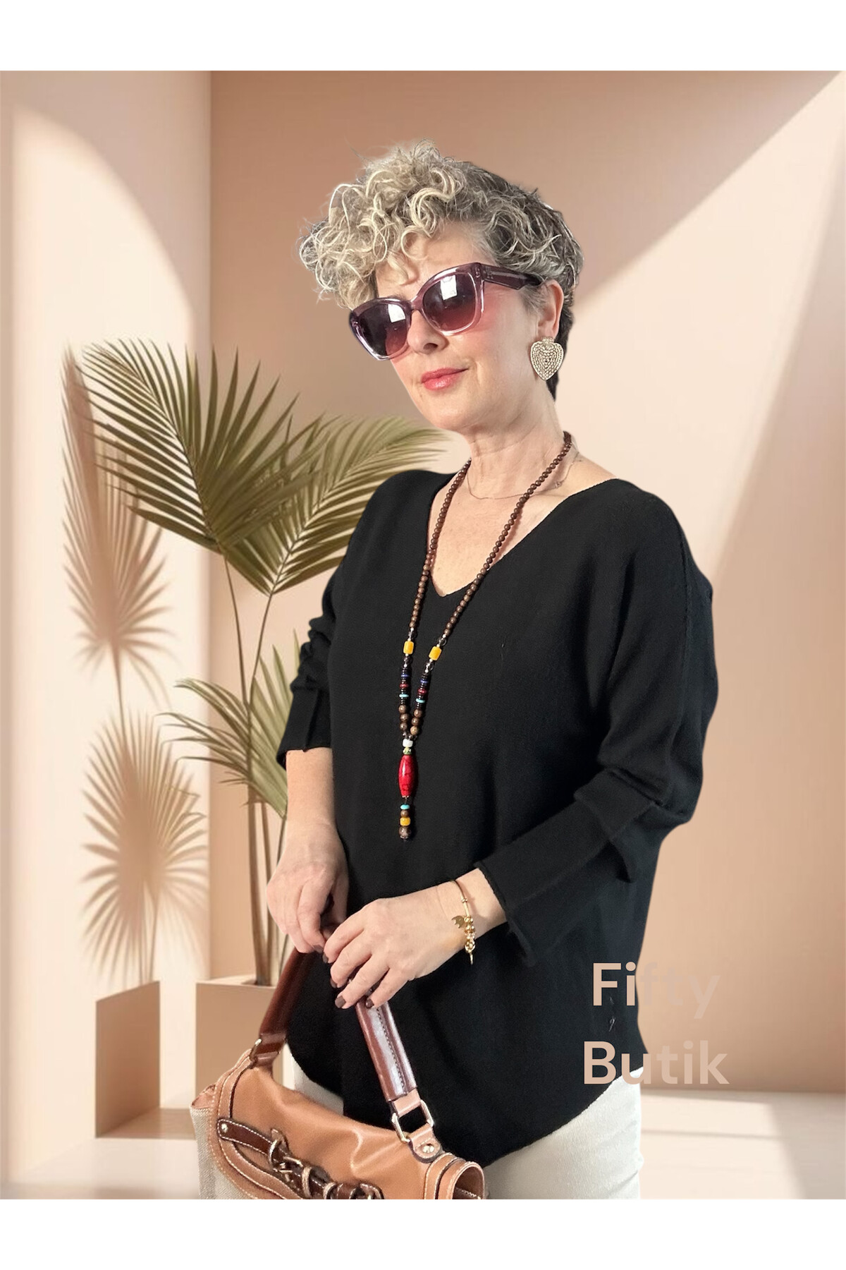 Piatti İtalyan V Yaka Yumoş Oval Triko Siyah