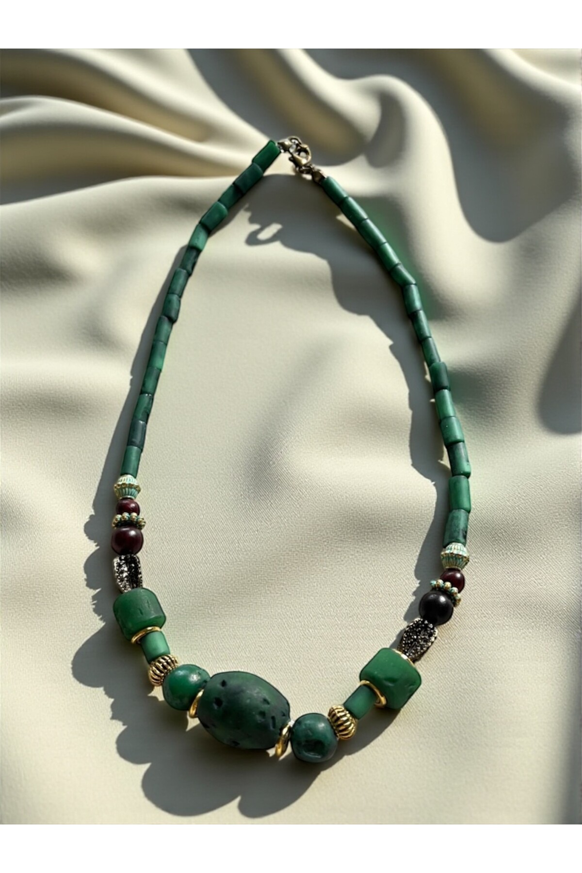 Ragis Pirinç Cam Etnik Kolye Yeşil