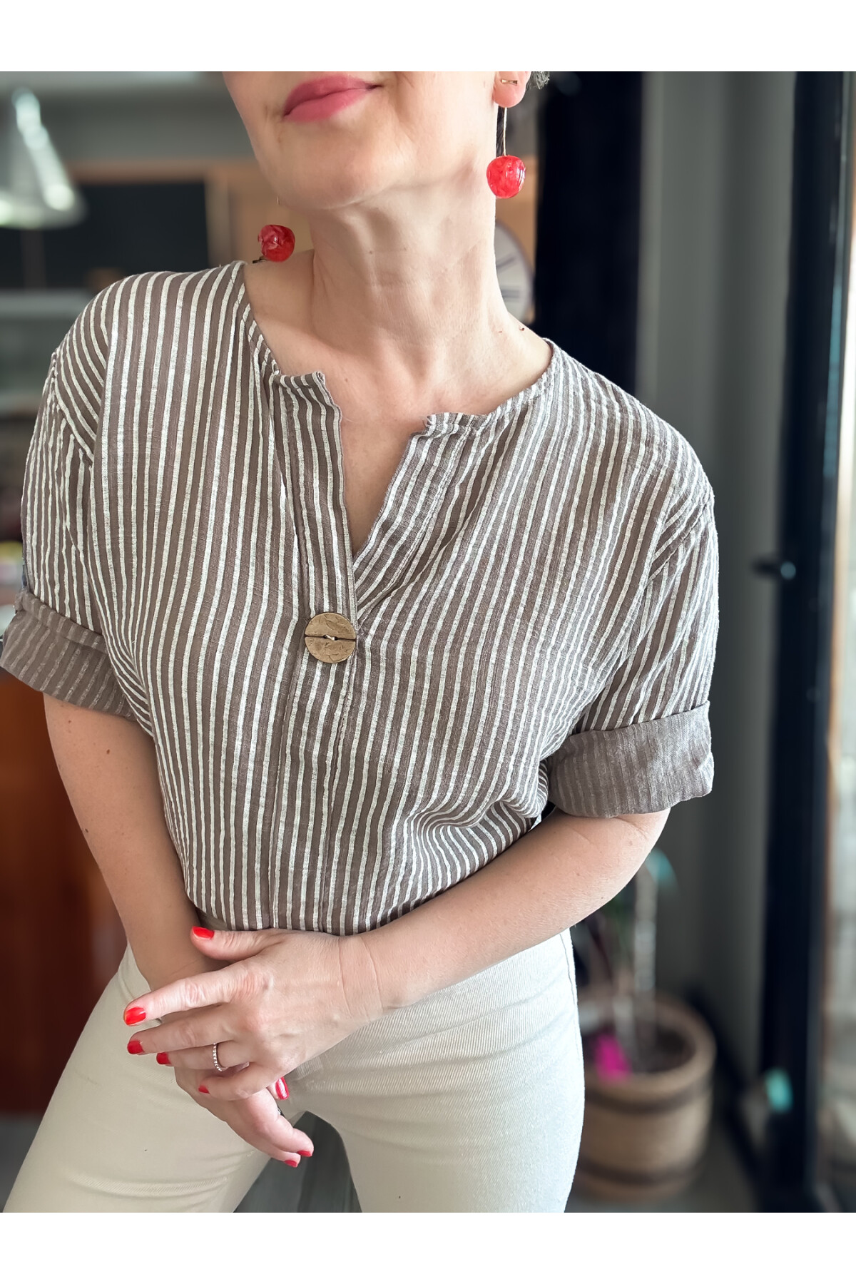 Rimmi İtalyan Çizgili Düğme Detay Bluz Vizon