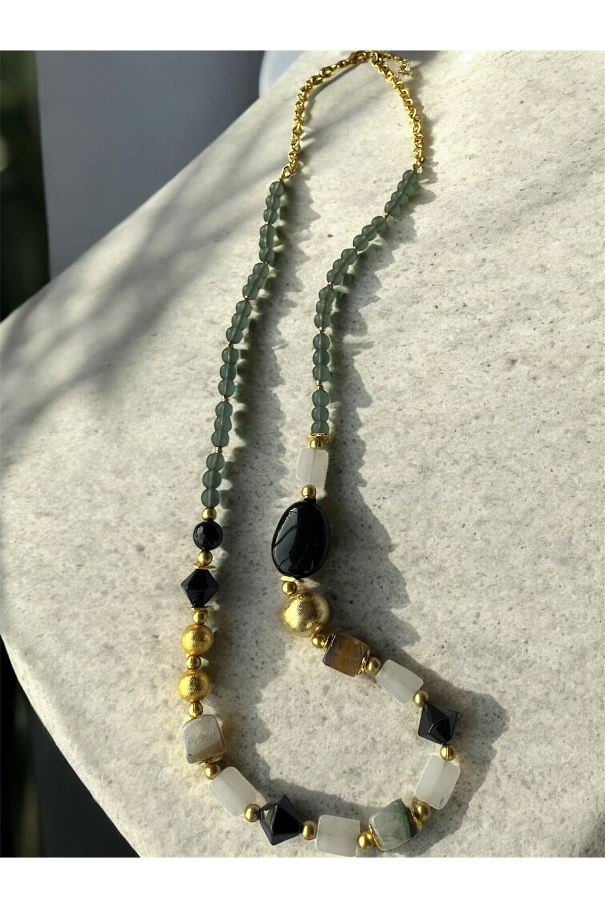 Selece VIP Doğal Taş Kolye