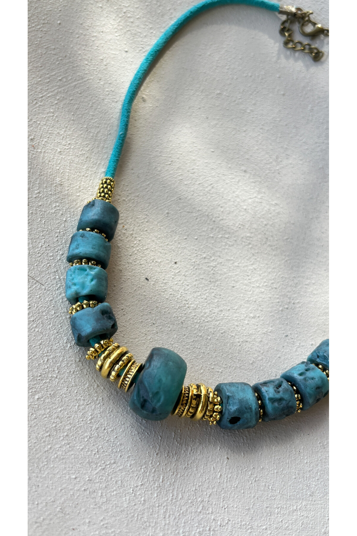 Luminous Pirinç Cam Etnik Kolye Turkuaz