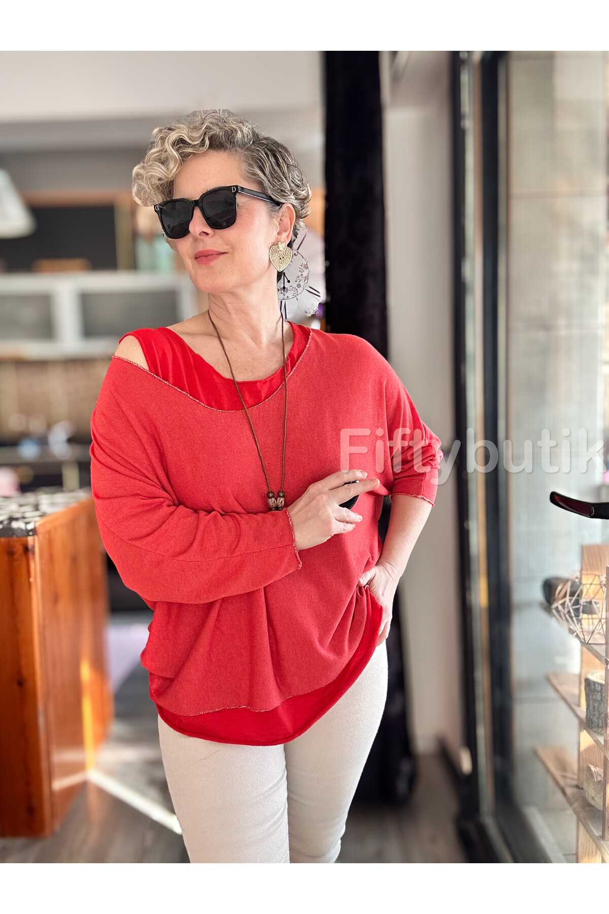 Terro İtalyan Düz Desen Kolyeli Bluz Nar Çiçeği