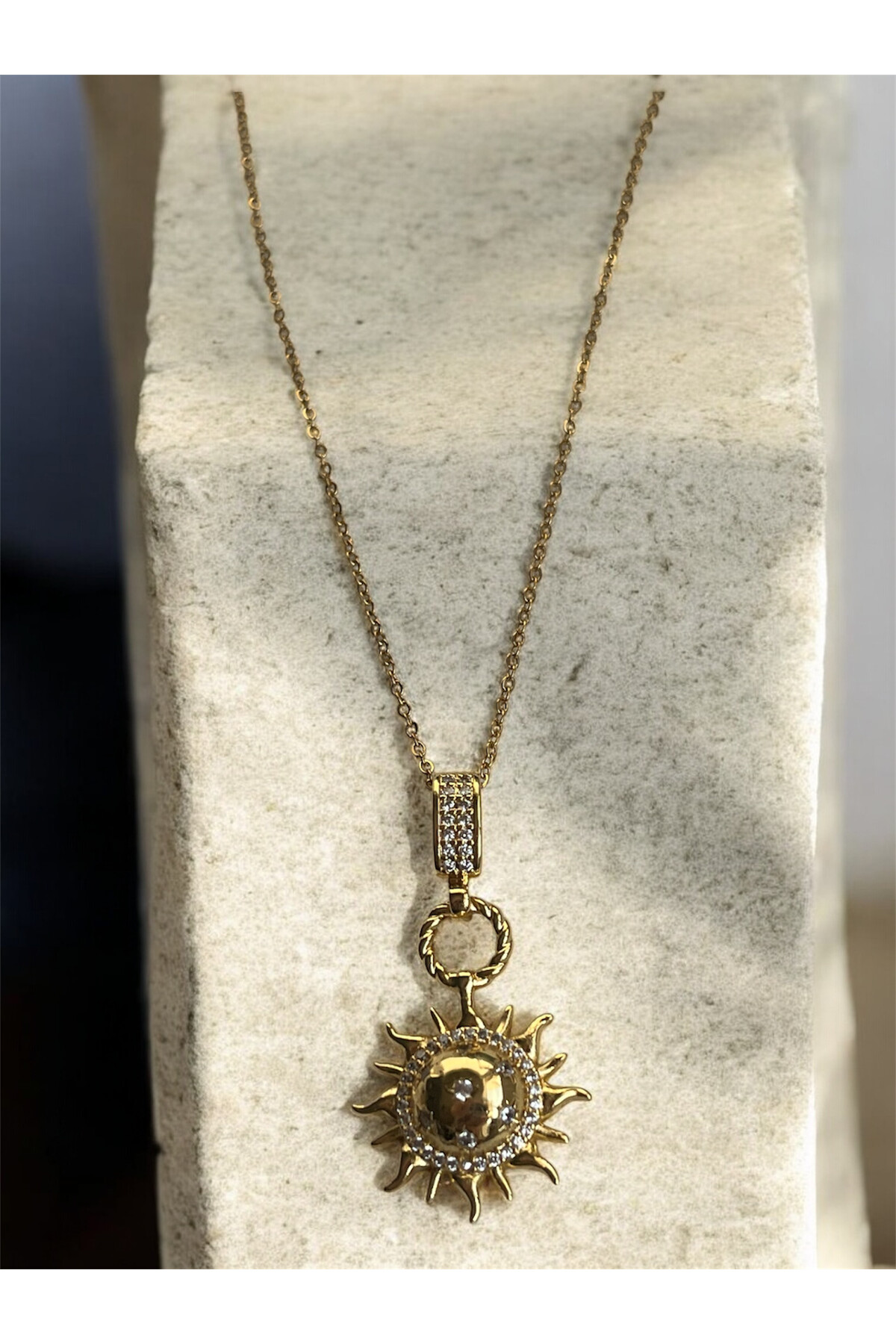 Zeus Çelik Trend Detay Kolye