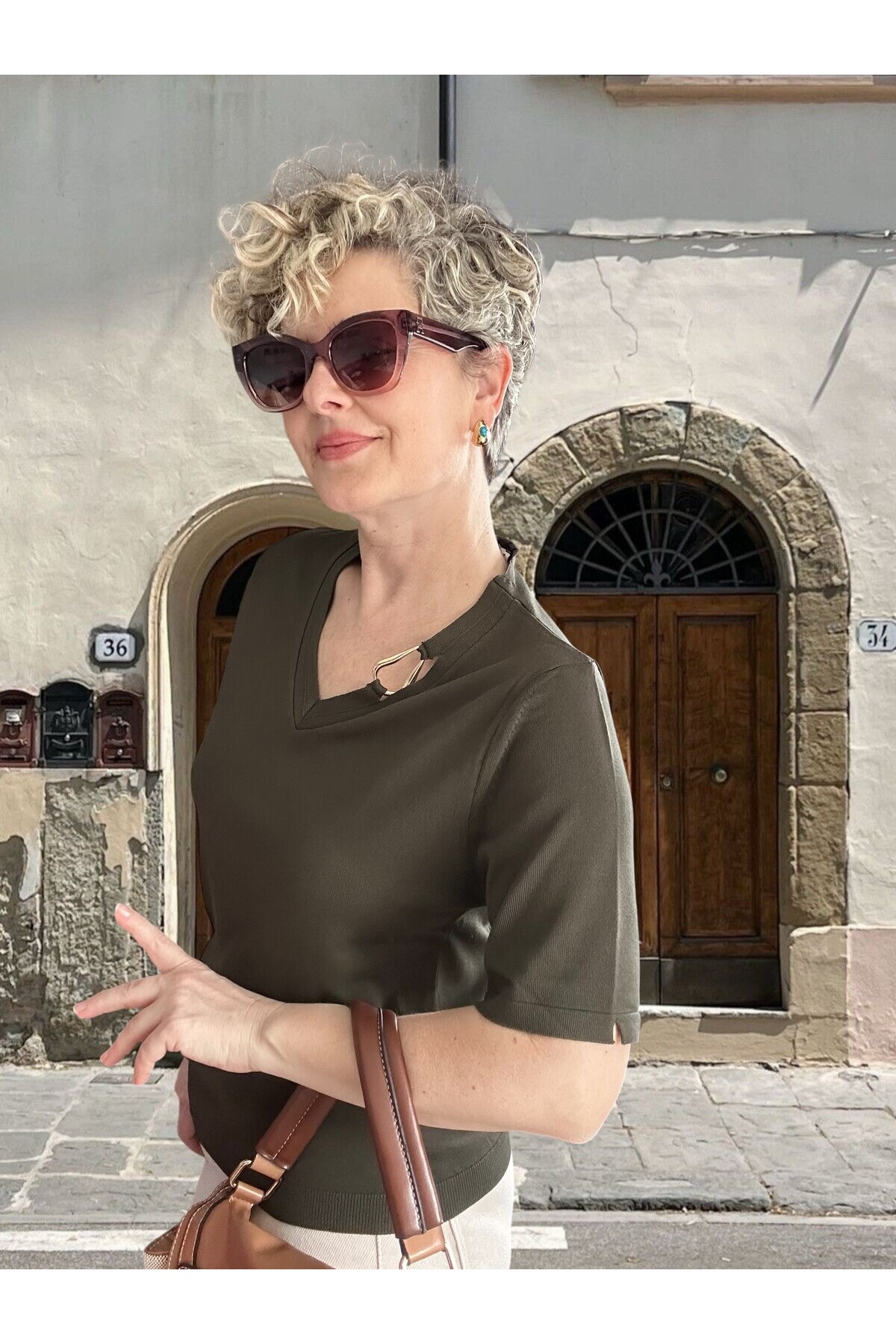 Auro Metal Toka Detaylı V Yaka Triko Bluz Haki