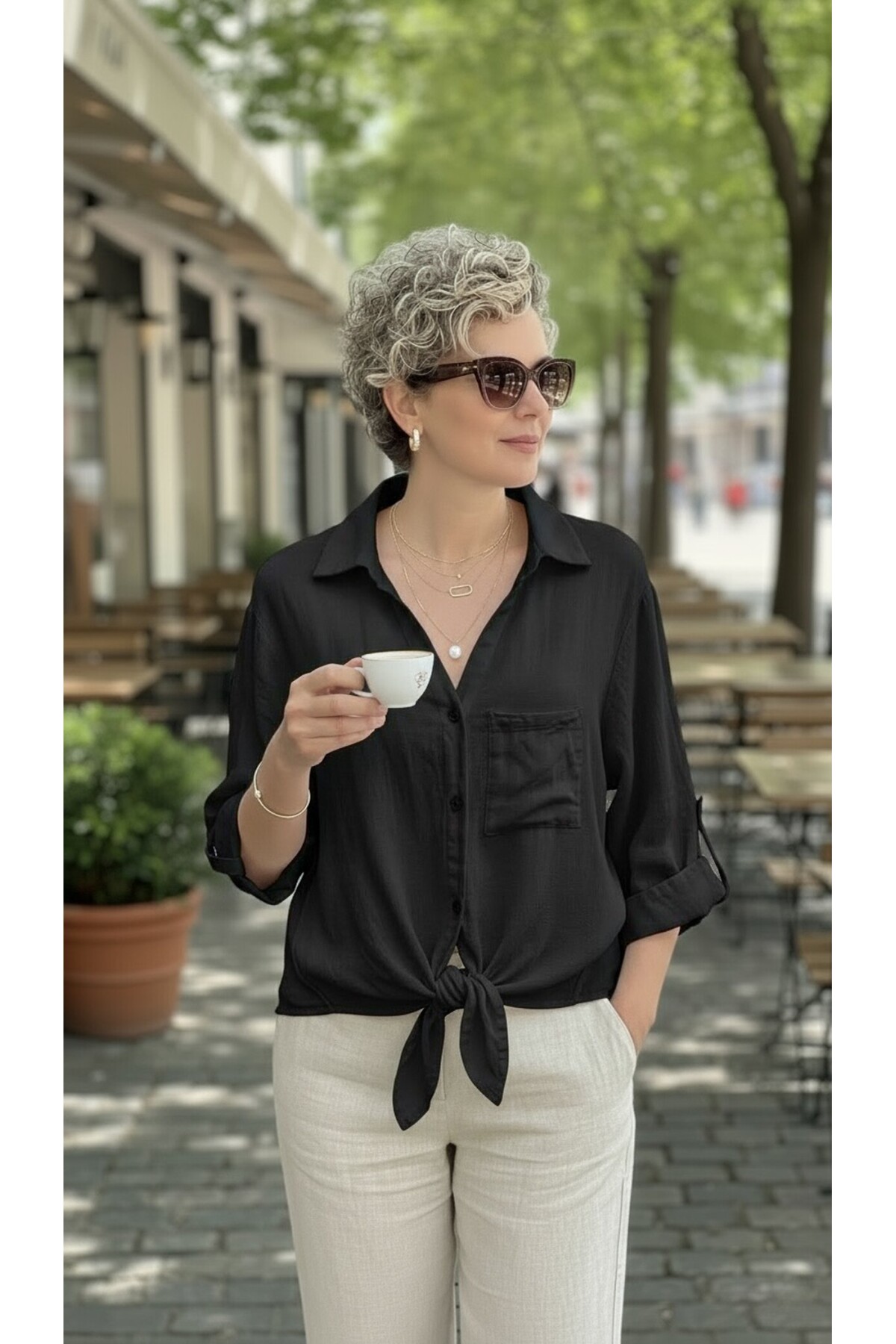 Della Sırt Brode İşlemeli İthal Keten Gömlek Siyah