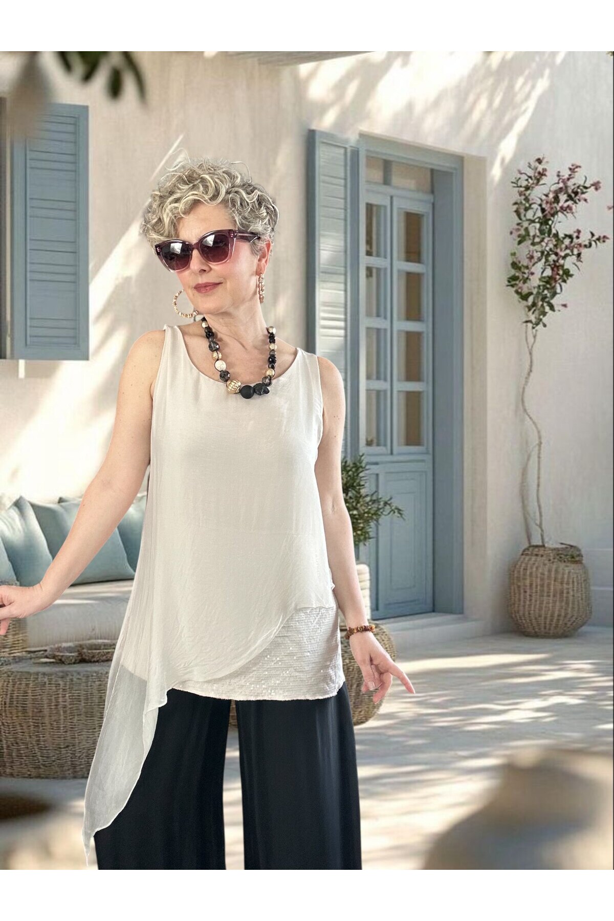 Eclissi İthal Asimetrik Kesim Pullu İpek Bluz Beige