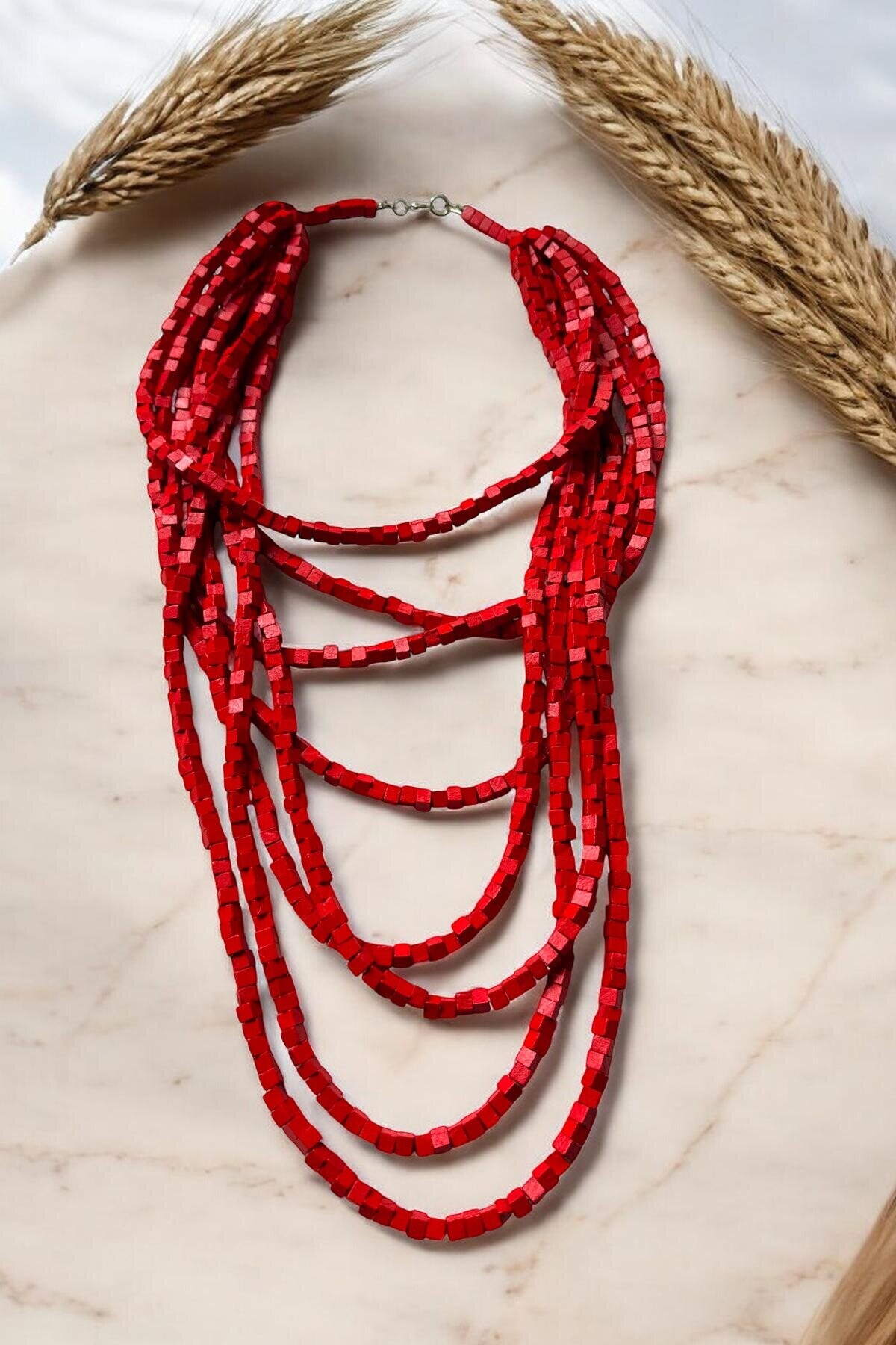 Kırmızı Tahta Otantik Sekiz Sıra Kolye