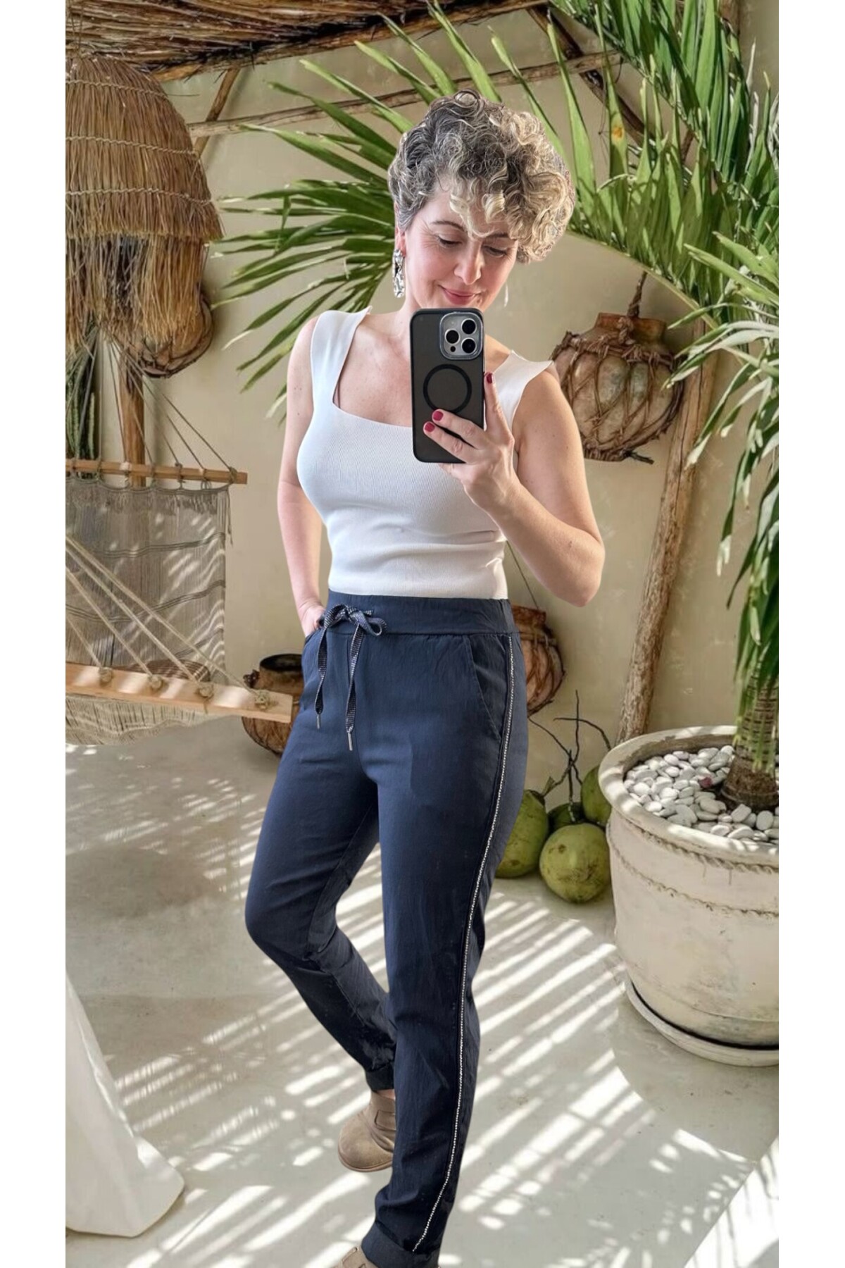 Lecce İtalyan Sihirli İnce Taş Şerit Detay Pantalon Lacivert