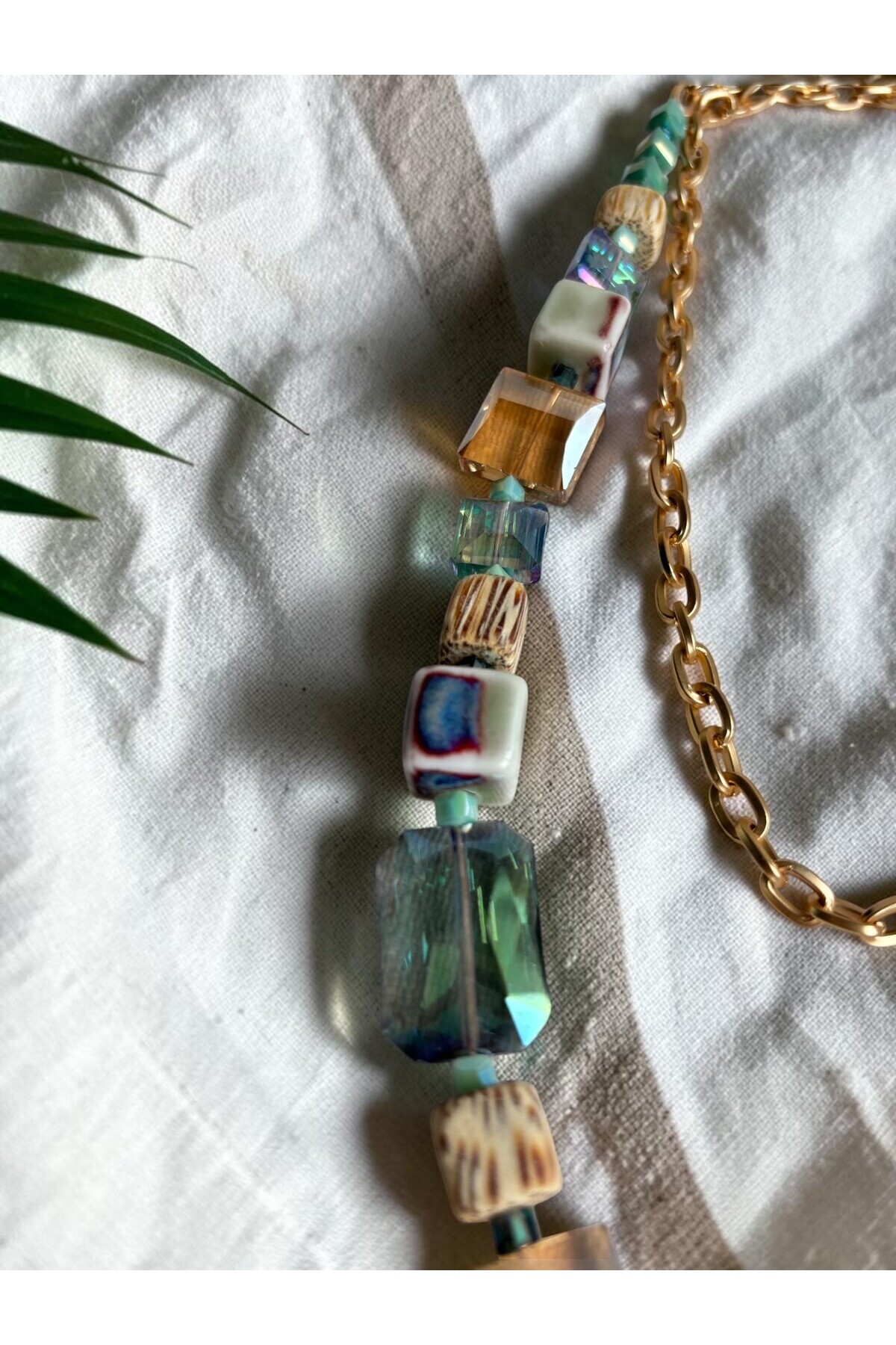 Prague VIP Cam Taş Kolye