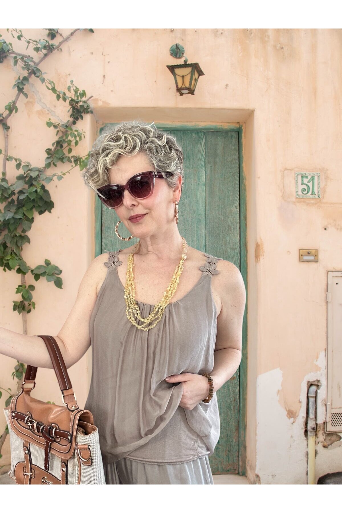 Marta İtalyan  İpek Karışımlı Çiçek Detaylı Bluz Vizon