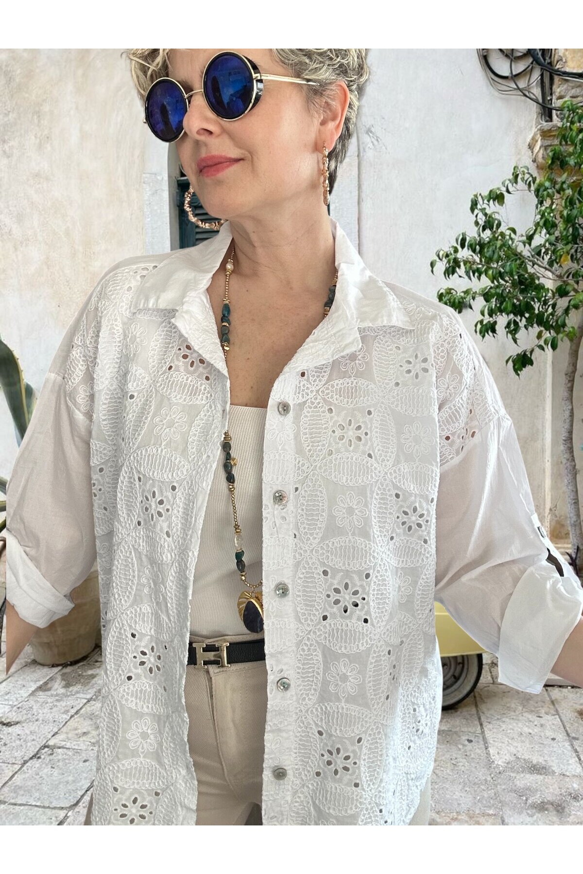 Mayya İtalyan Çiçek Fisto Detaylı Gömlek Beyaz