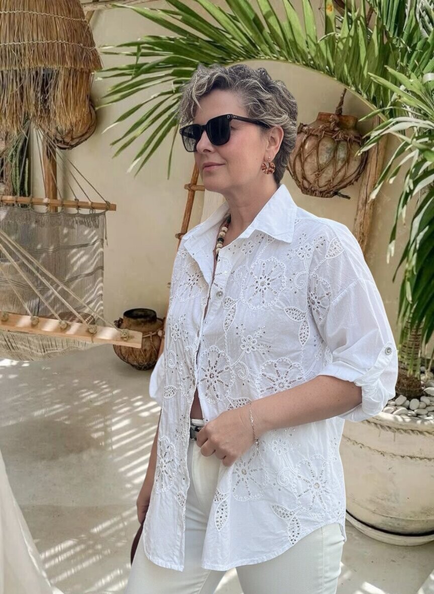 Melly İtalyan Fisto Pul Detay Gömlek Beyaz