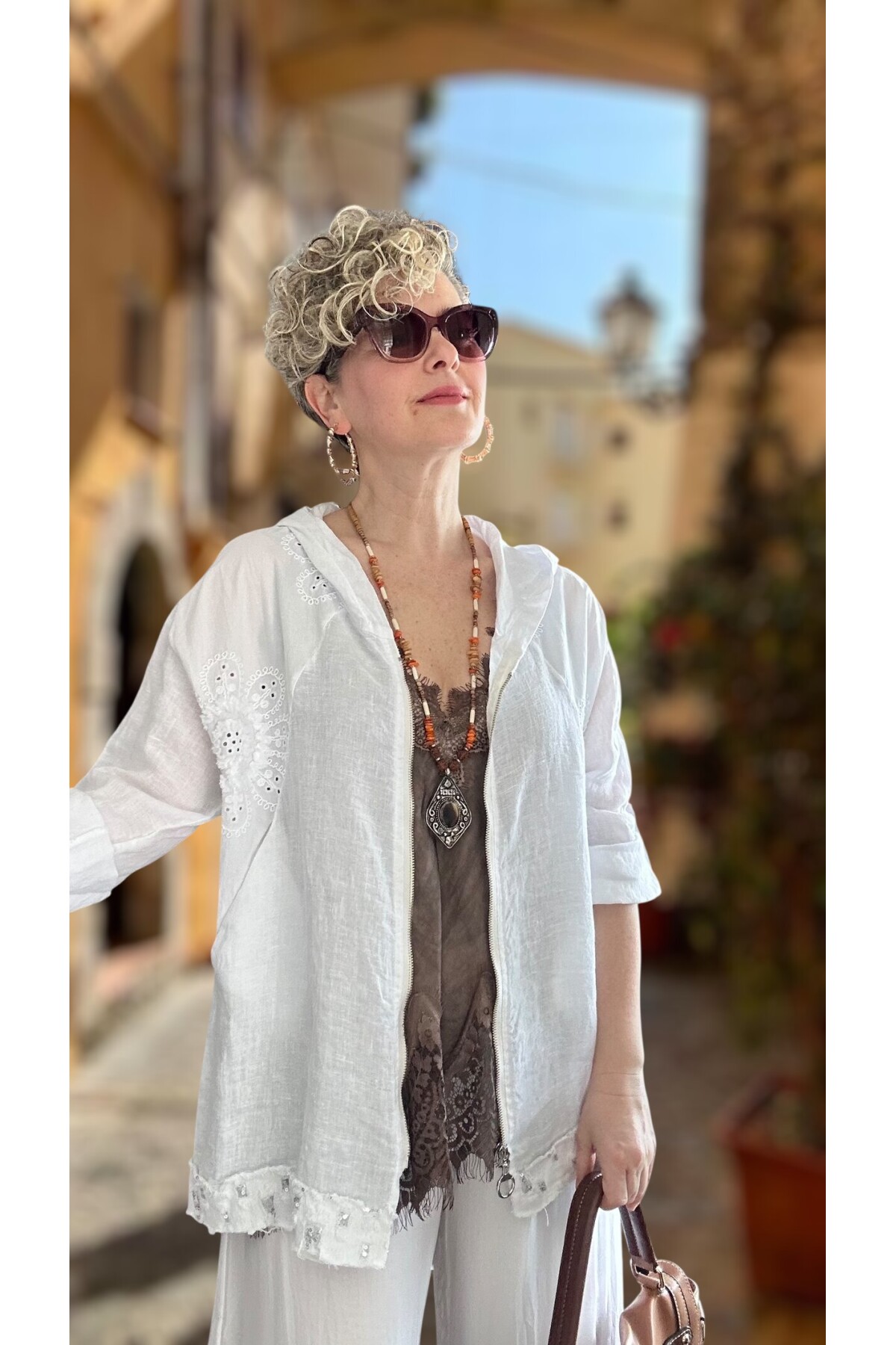 Ratta Fisto İşlemeli Payet Detaylı Truvakar Kol Keten Ceket Beyaz